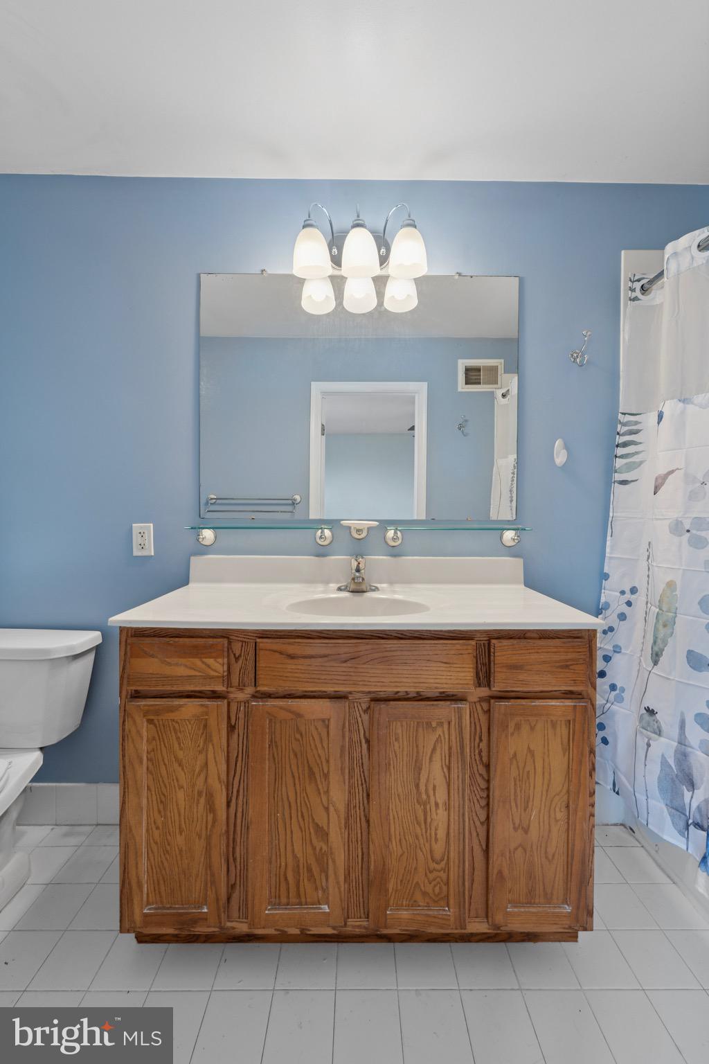 CONSHOHOCKEN - Residential