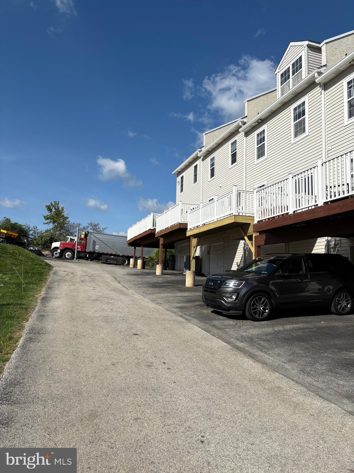 CONSHOHOCKEN - Residential