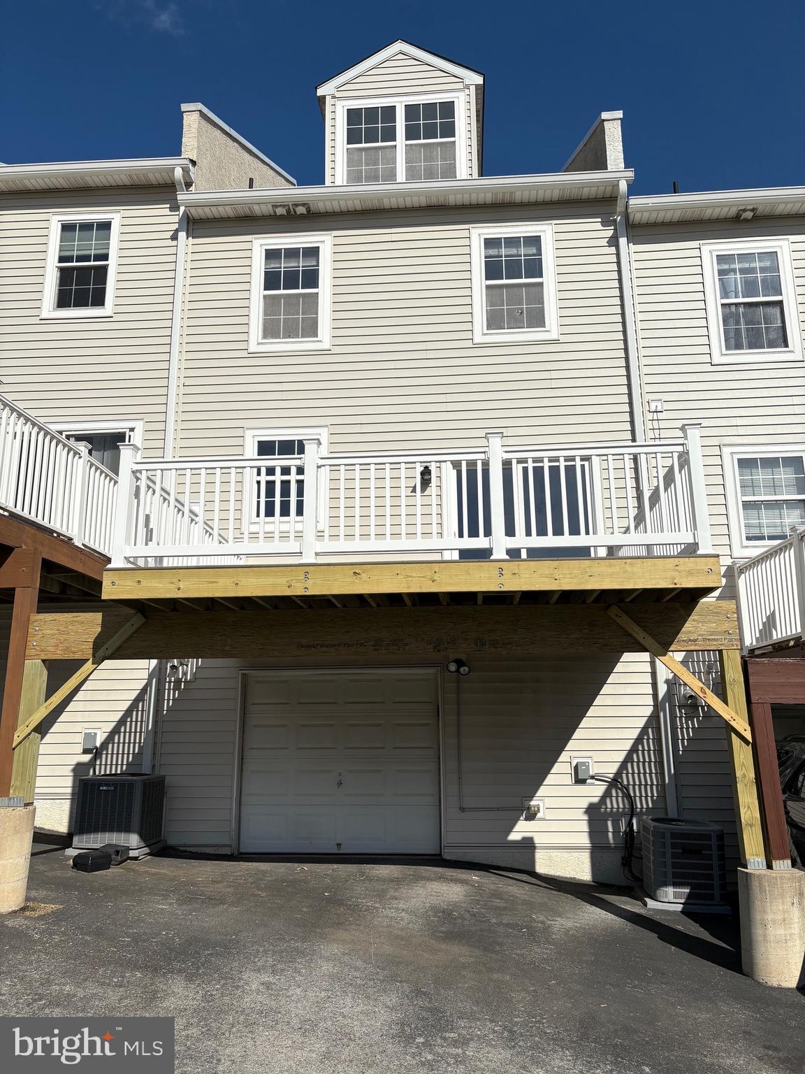 CONSHOHOCKEN - Residential