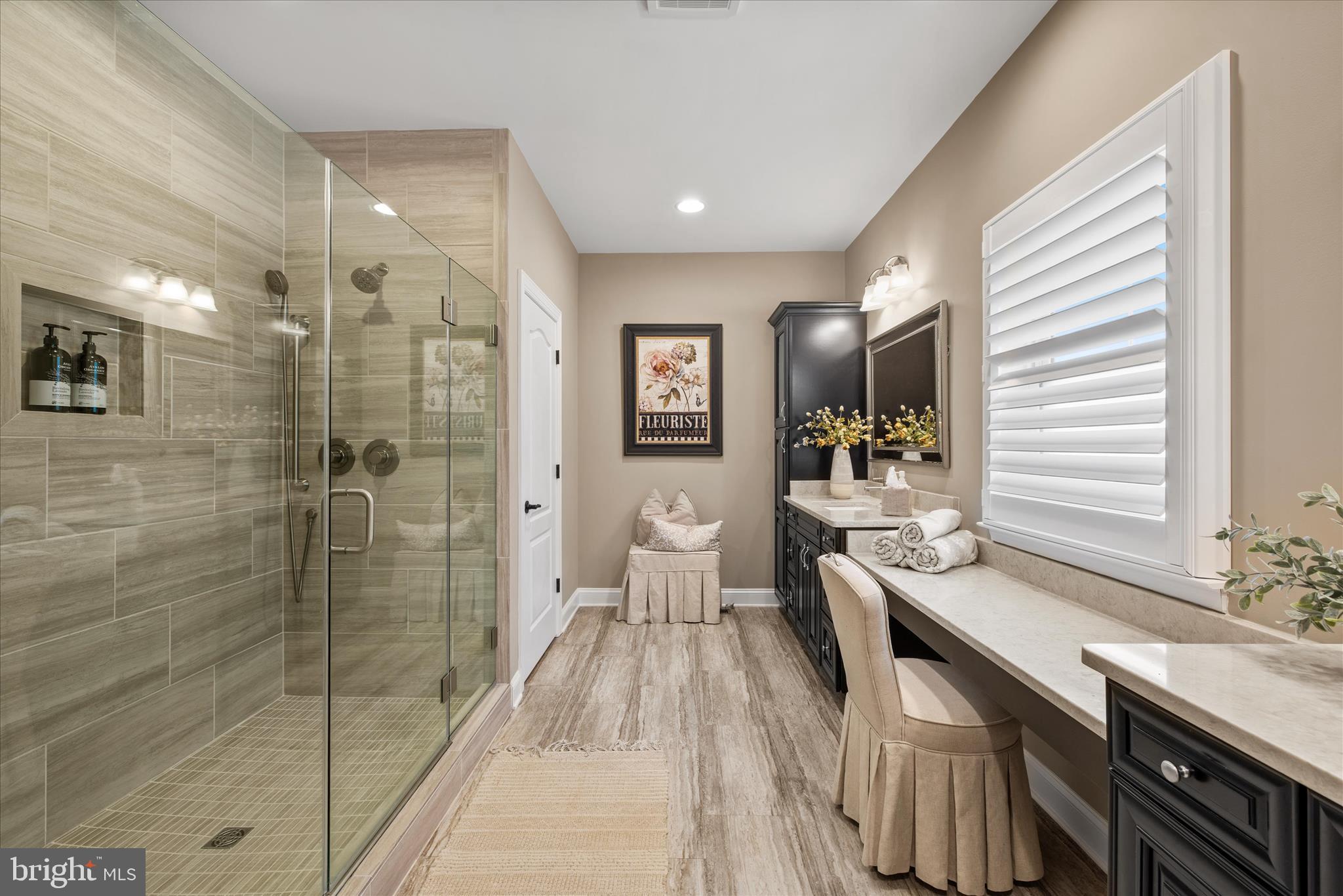 HAWTHORNE - Residential