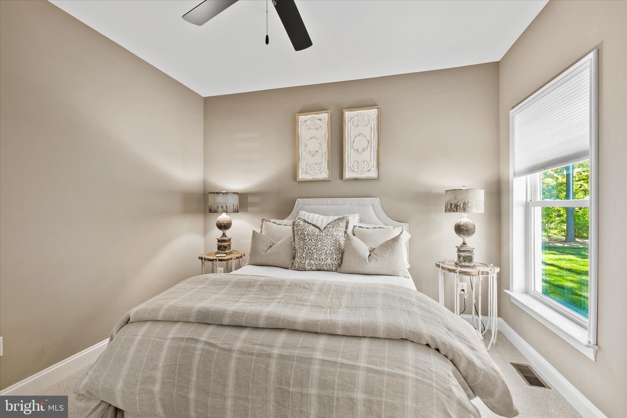 HAWTHORNE - Residential