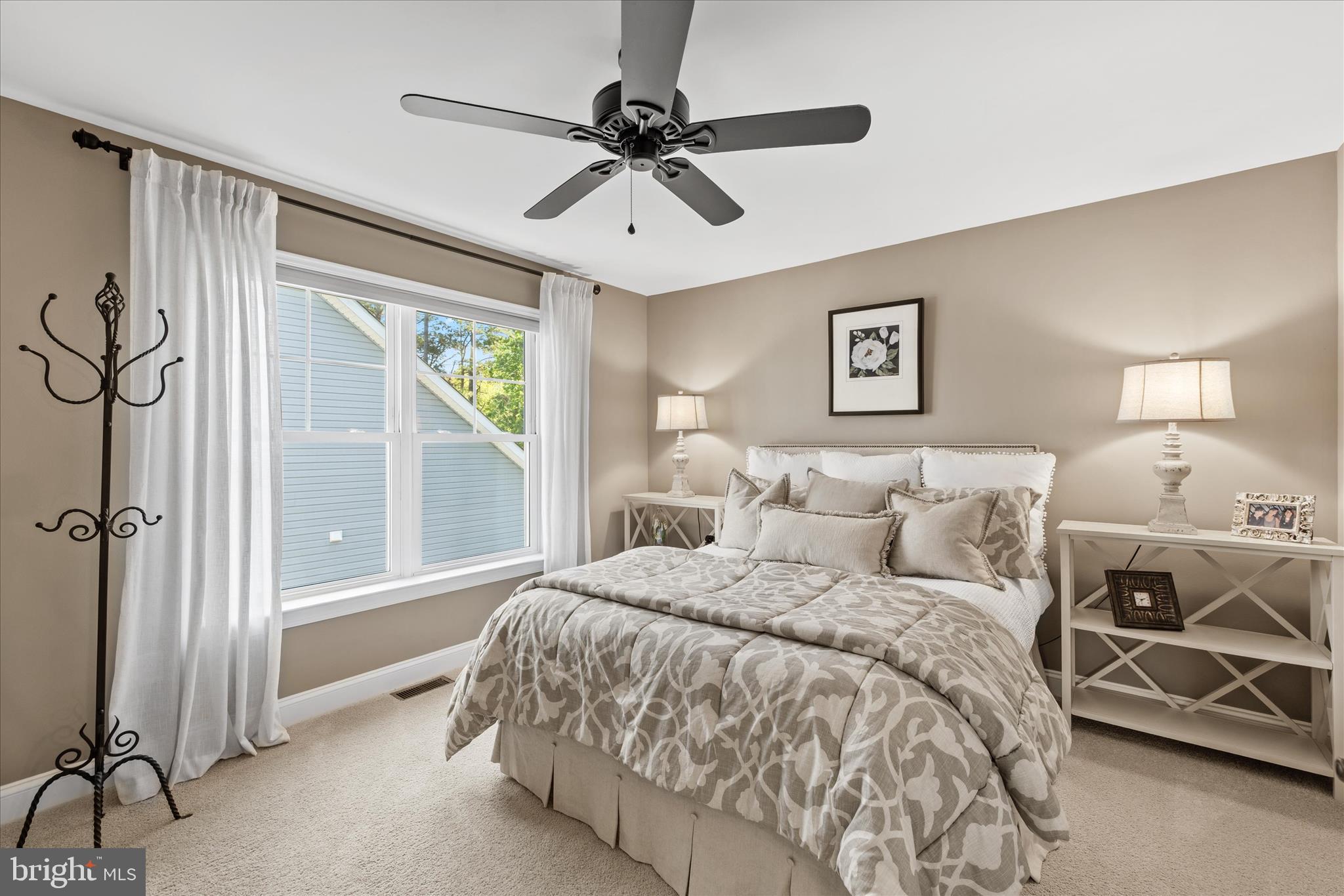 HAWTHORNE - Residential