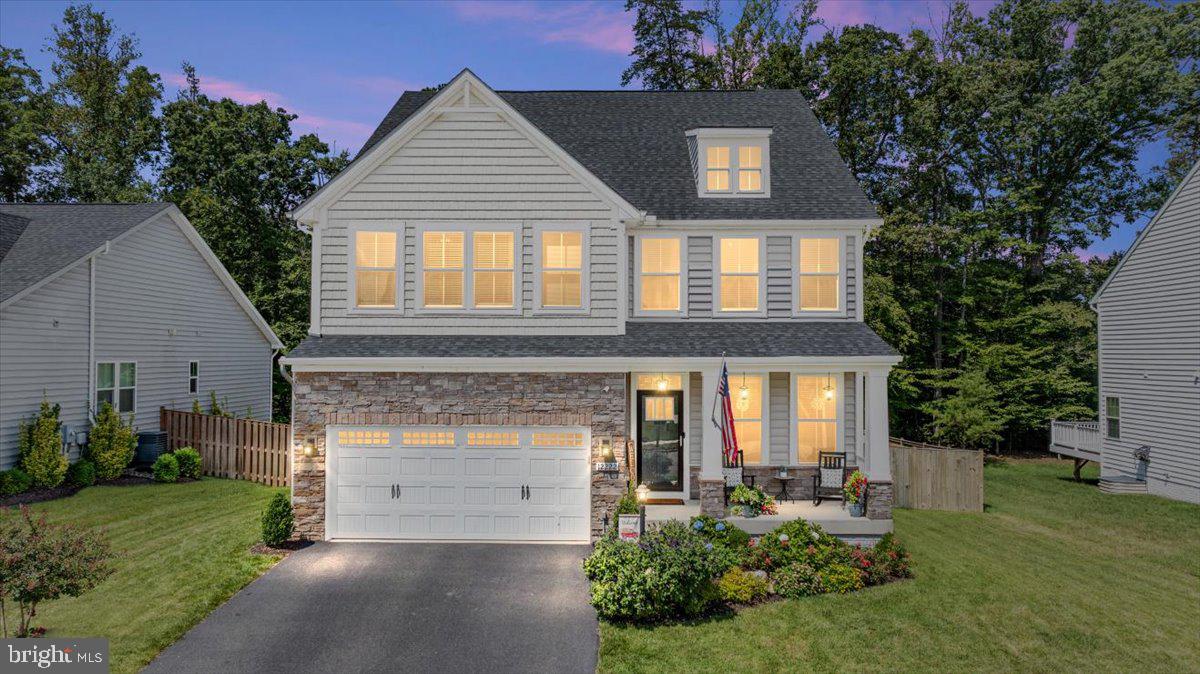 MAY'S QUARTER - Residential