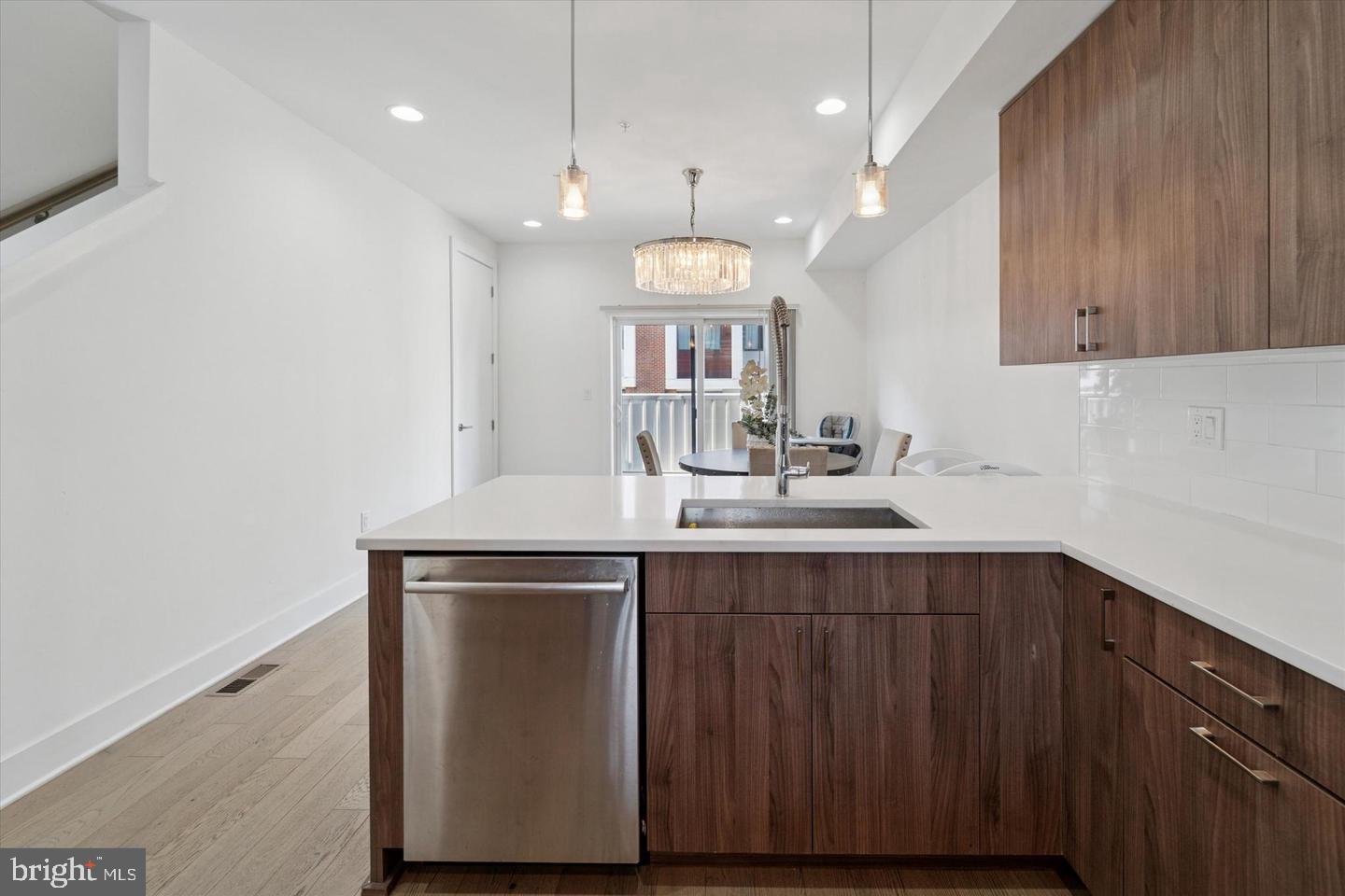NORTHERN LIBERTIES - Residential Lease