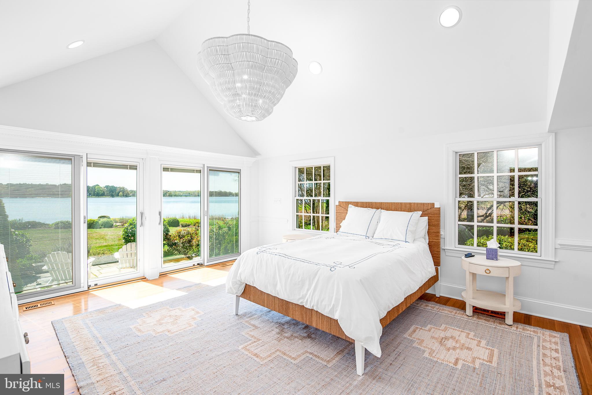 EASTON - Residential