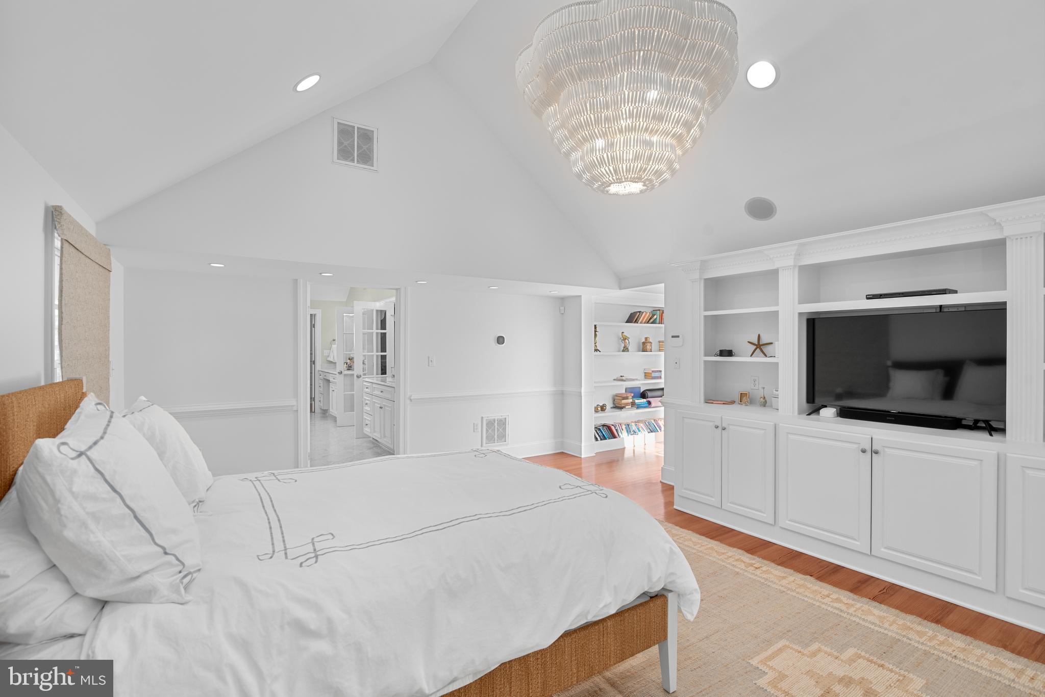 EASTON - Residential