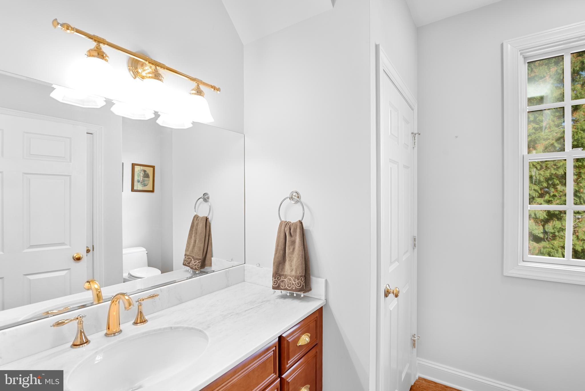 EASTON - Residential