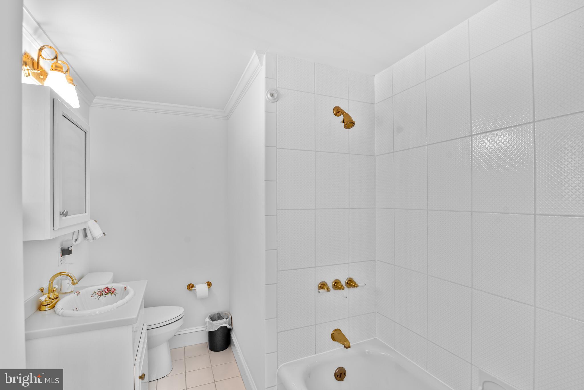 EASTON - Residential