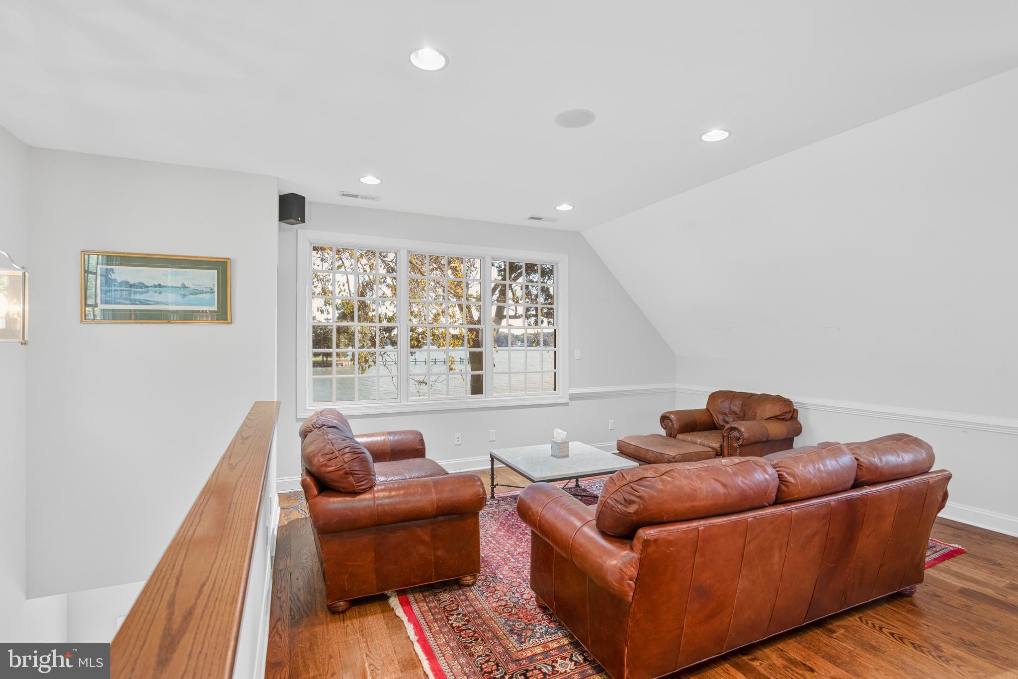 EASTON - Residential