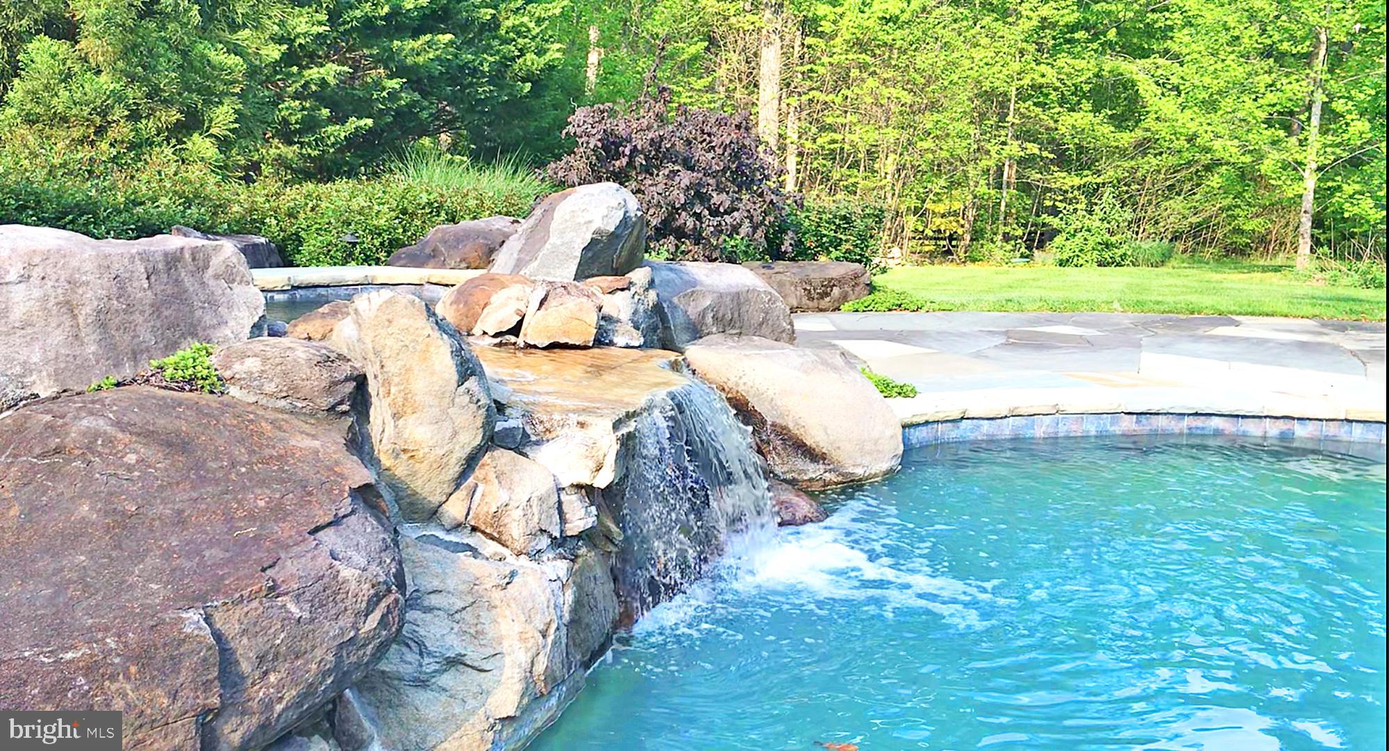 JILLIANS FOREST - Residential