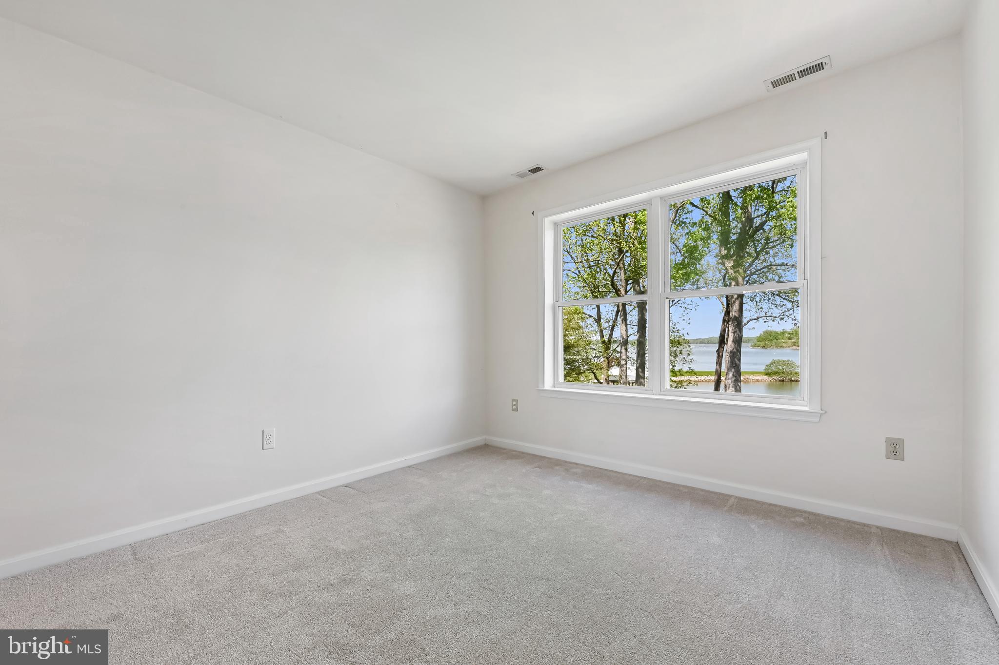 TURNBULL ESTATES - Residential