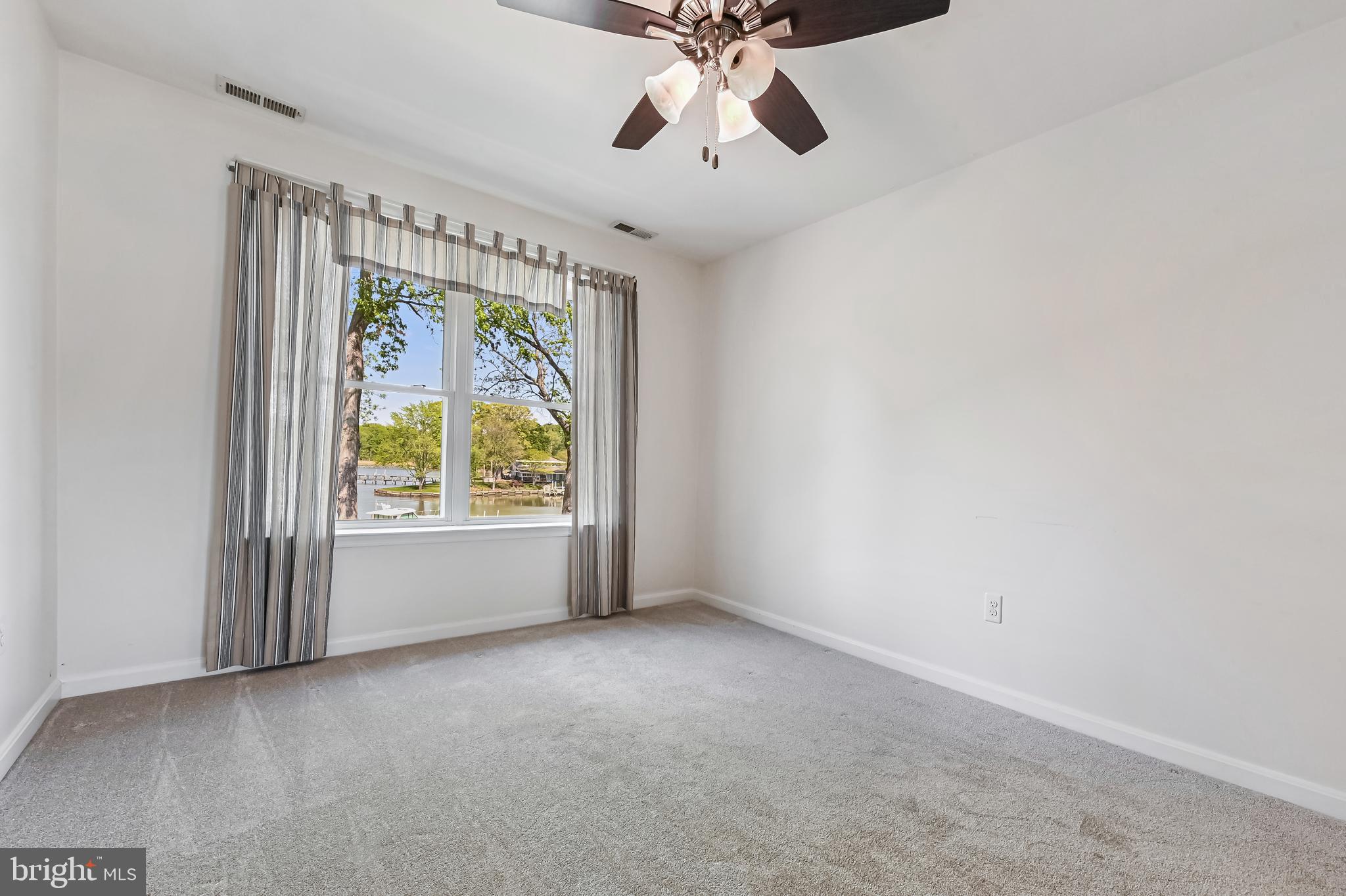 TURNBULL ESTATES - Residential