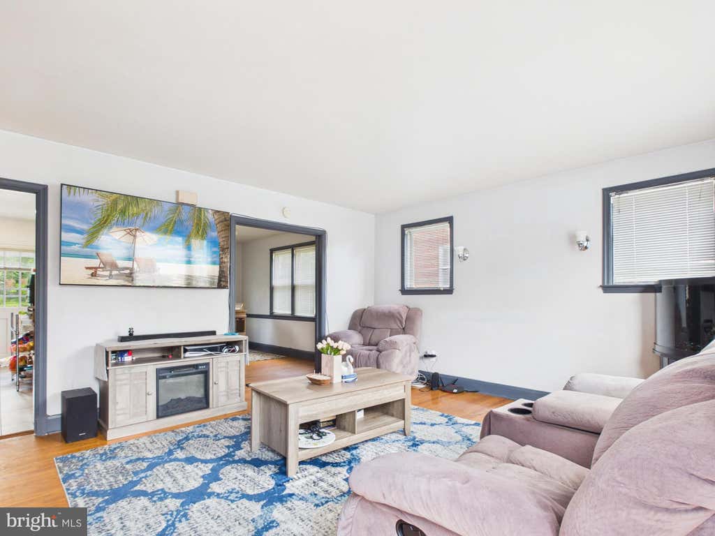 Photo of 3130 Woodring Avenue, BALTIMORE, MD 21234 (MLS # MDBA2226596)