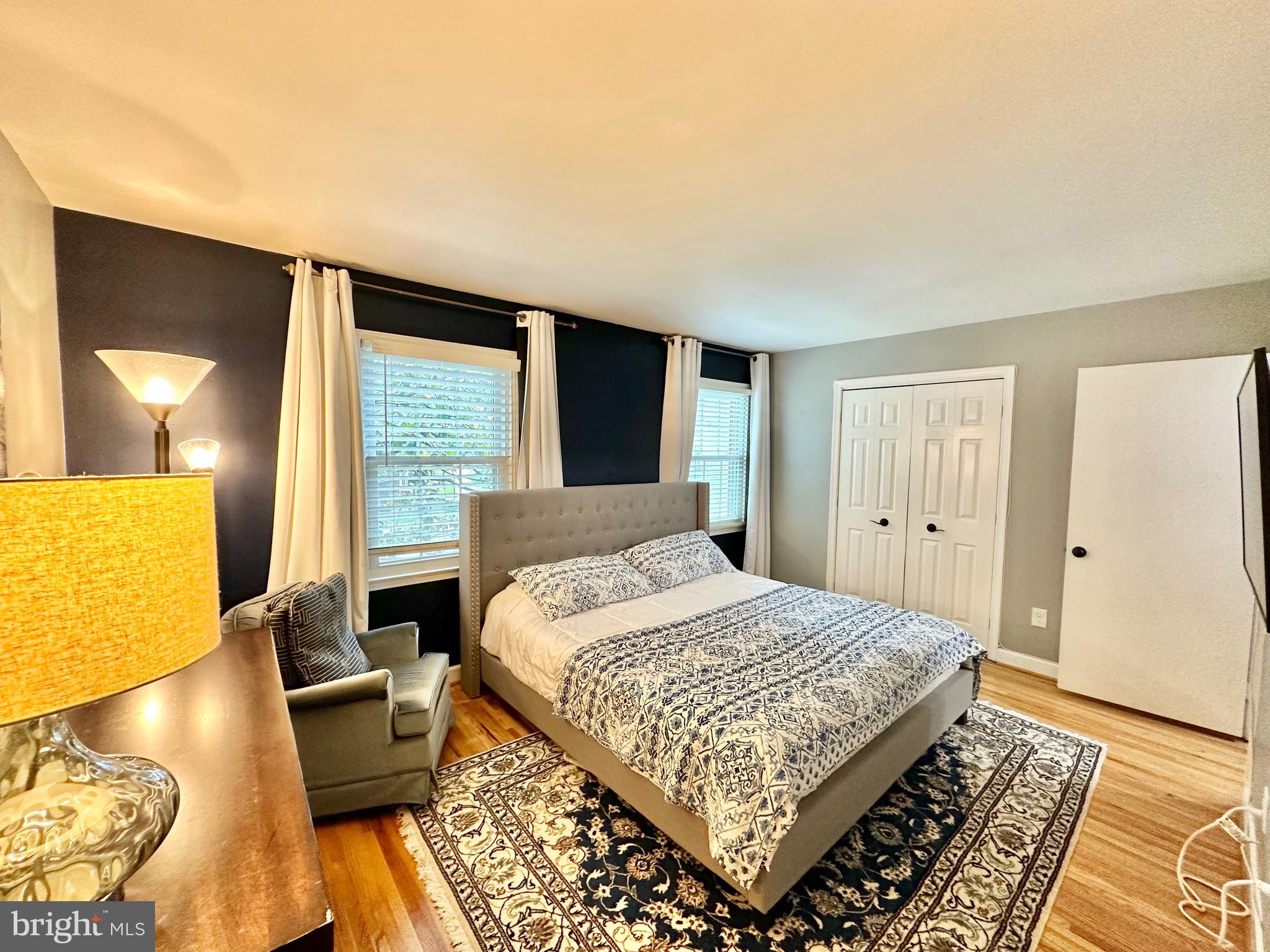 CARDINAL SQUARE - Residential Lease