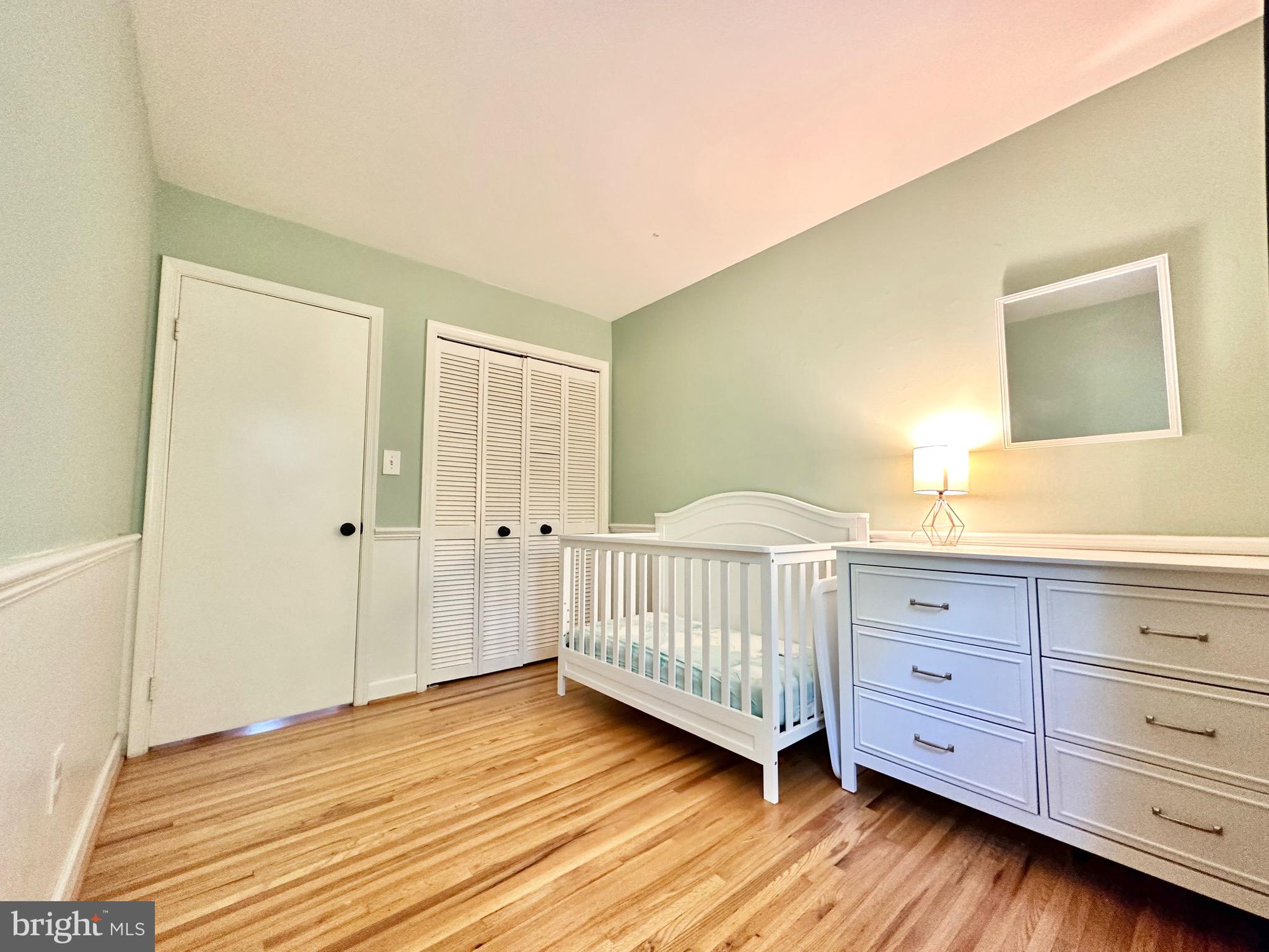 CARDINAL SQUARE - Residential Lease