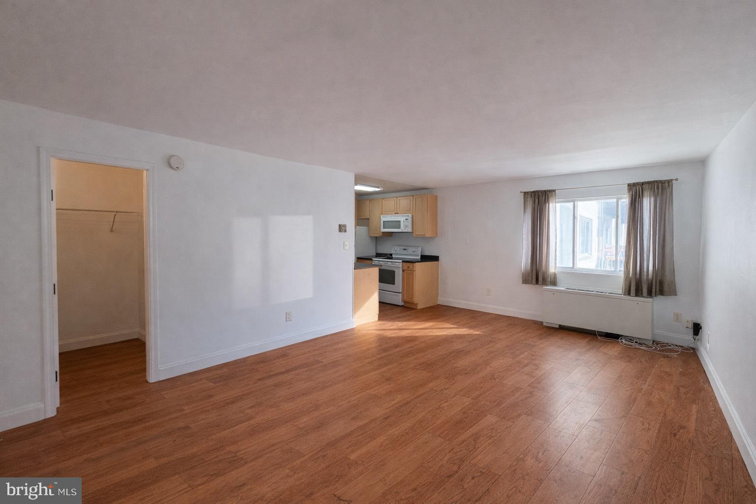 THE FAIRMONT 1005 CONDO - Residential