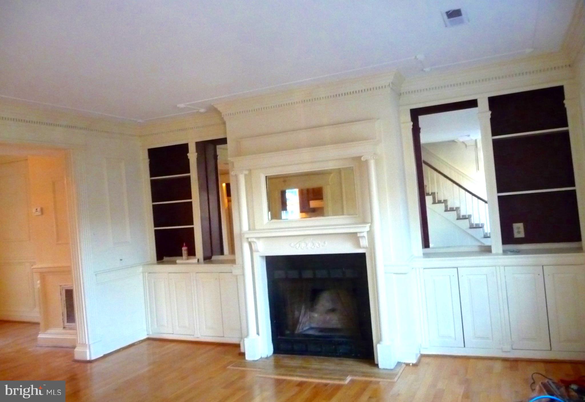 UPPER CHARLES STREET - Residential Income