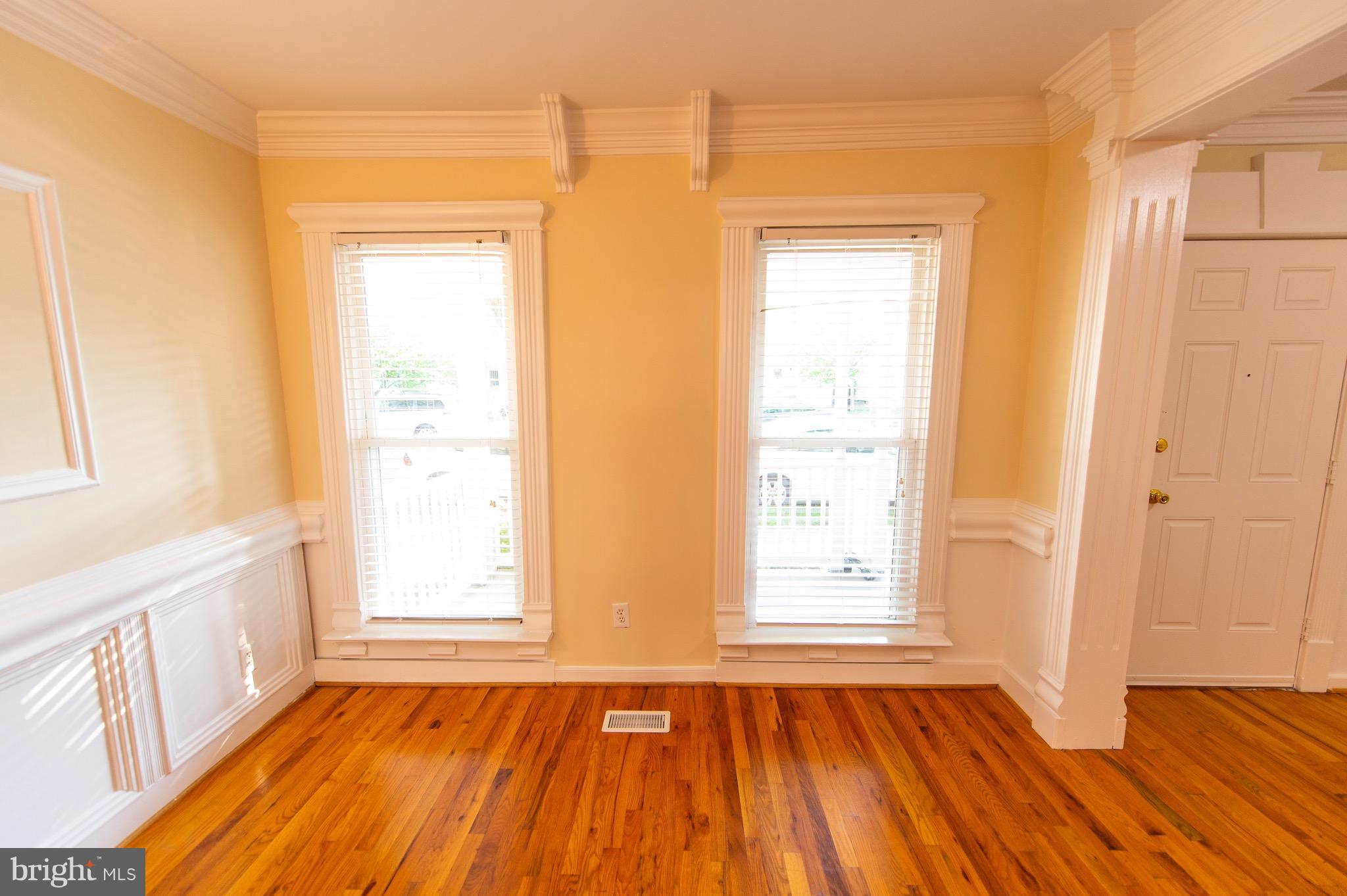 UPPER CHARLES STREET - Residential Income