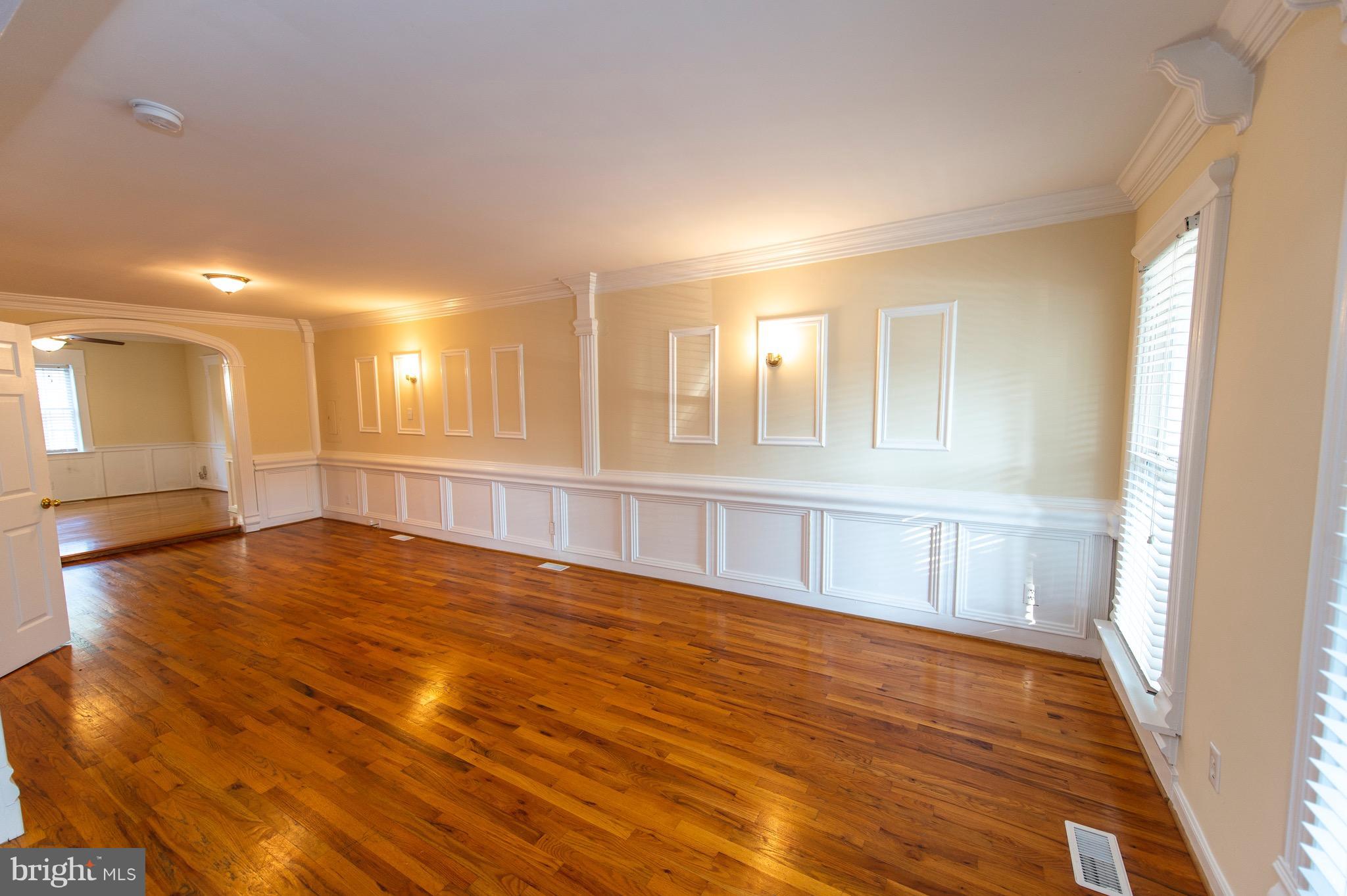 UPPER CHARLES STREET - Residential Income