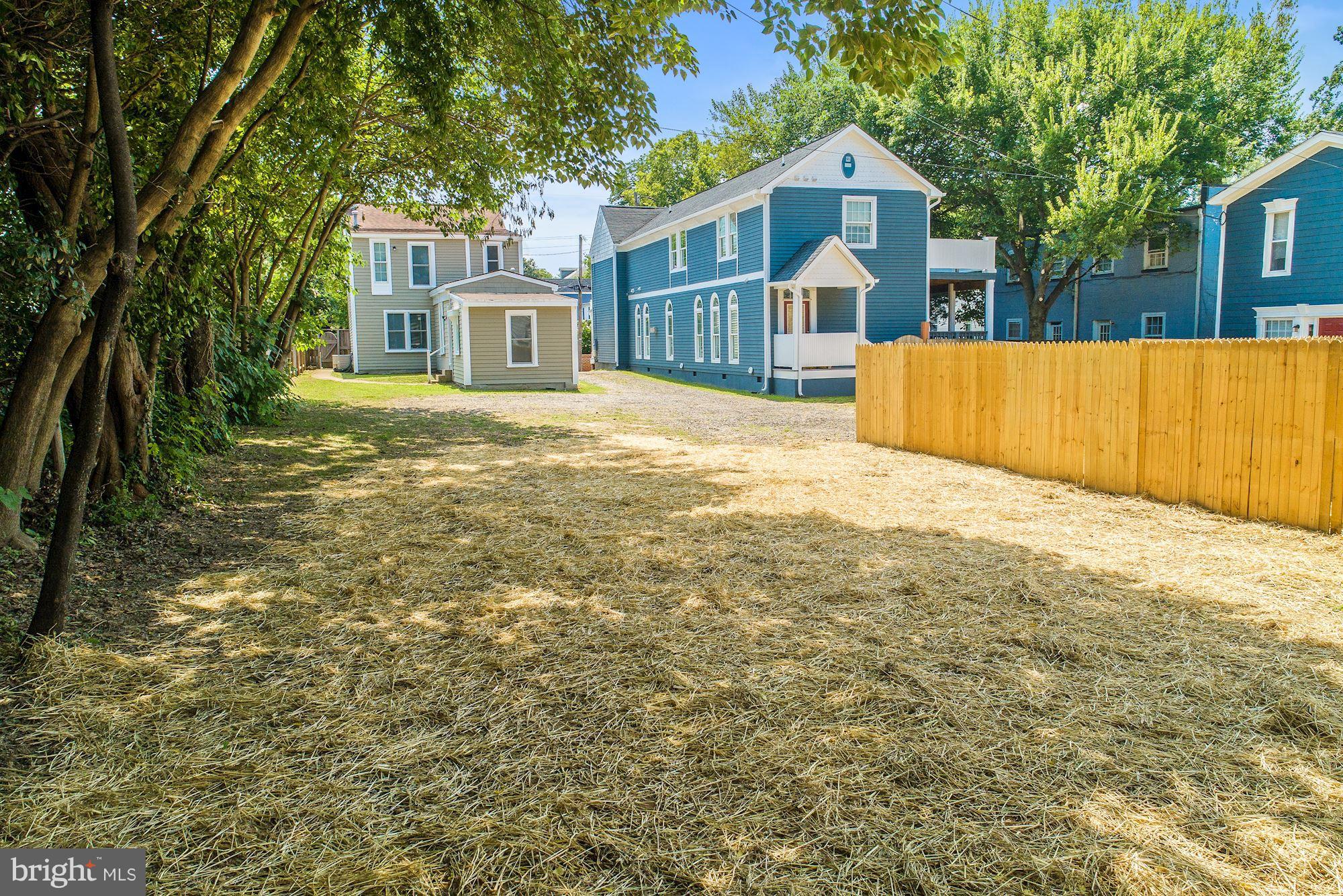 UPPER CHARLES STREET - Residential Income