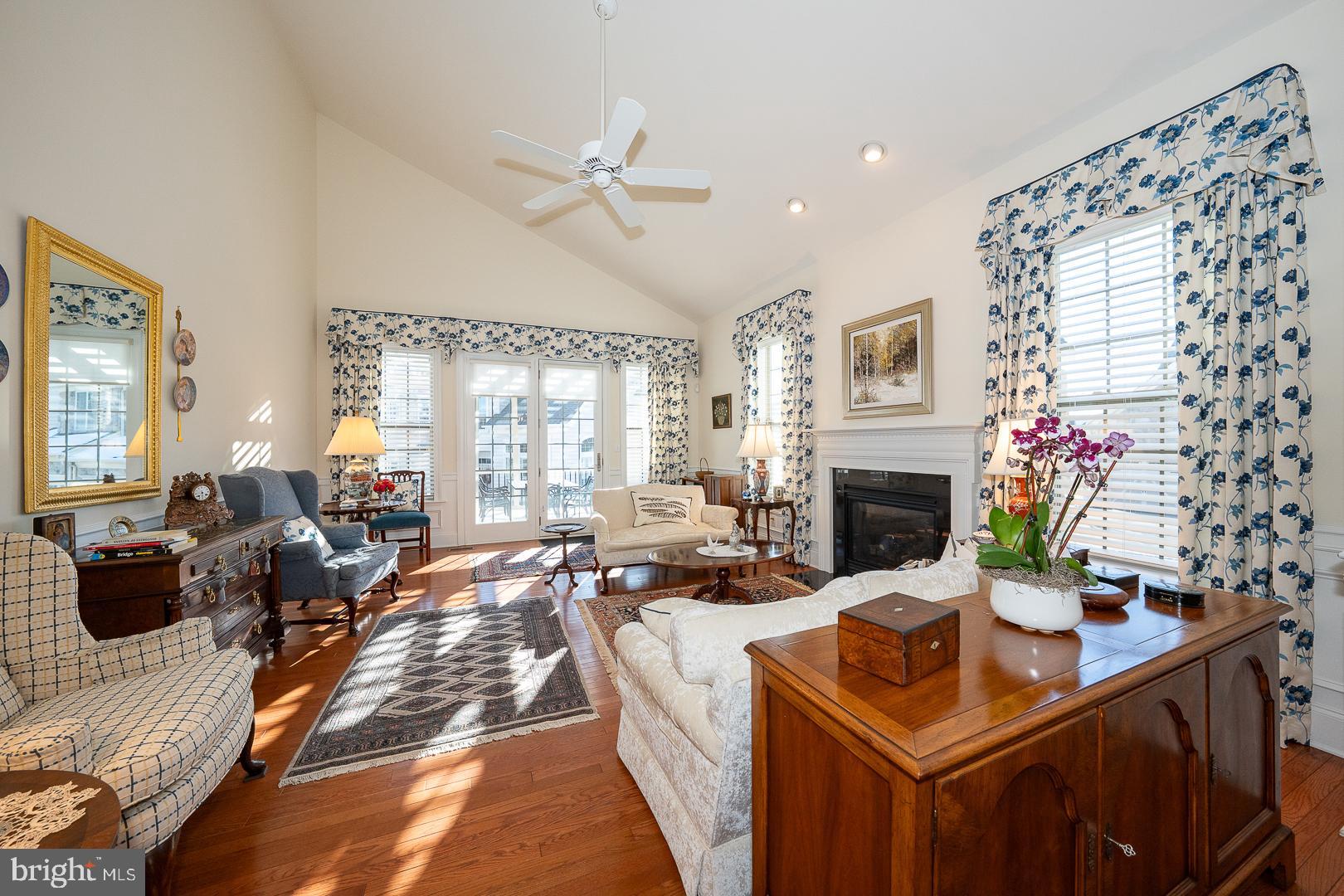 APPLEBROOK MEADOWS - Residential