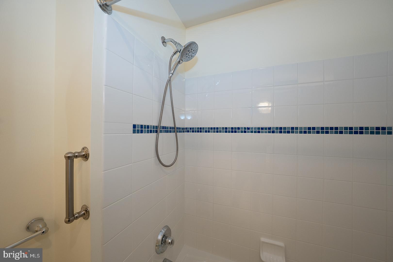 APPLEBROOK MEADOWS - Residential