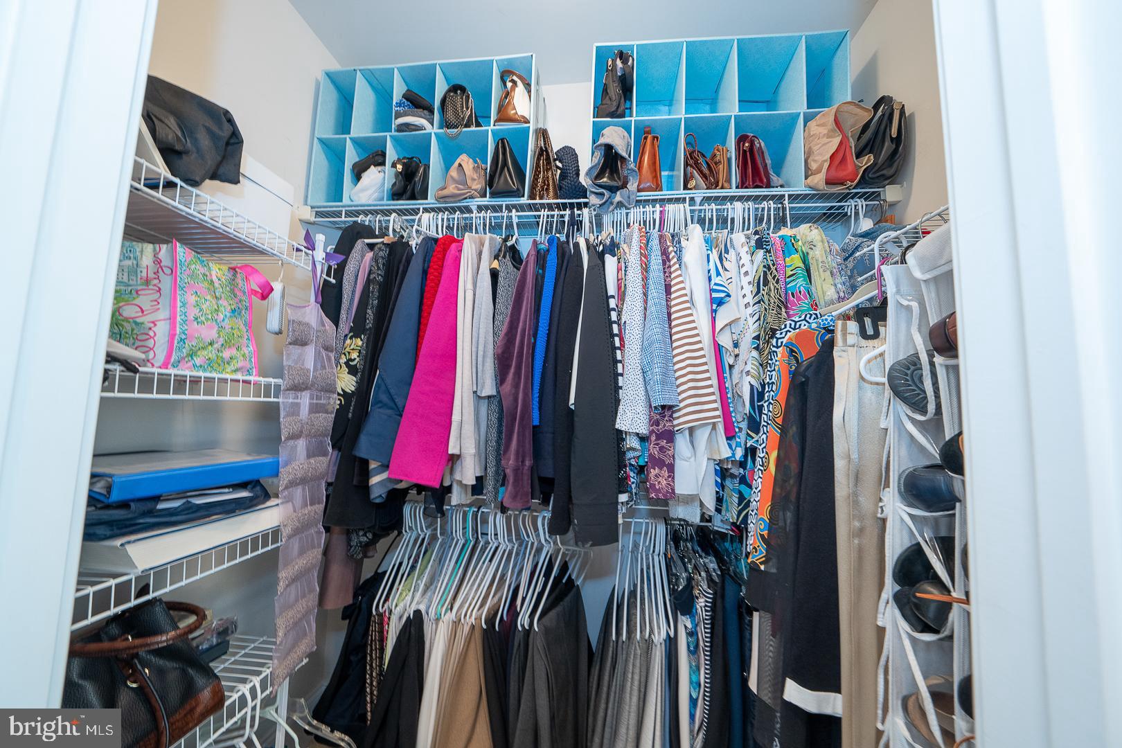 APPLEBROOK MEADOWS - Residential