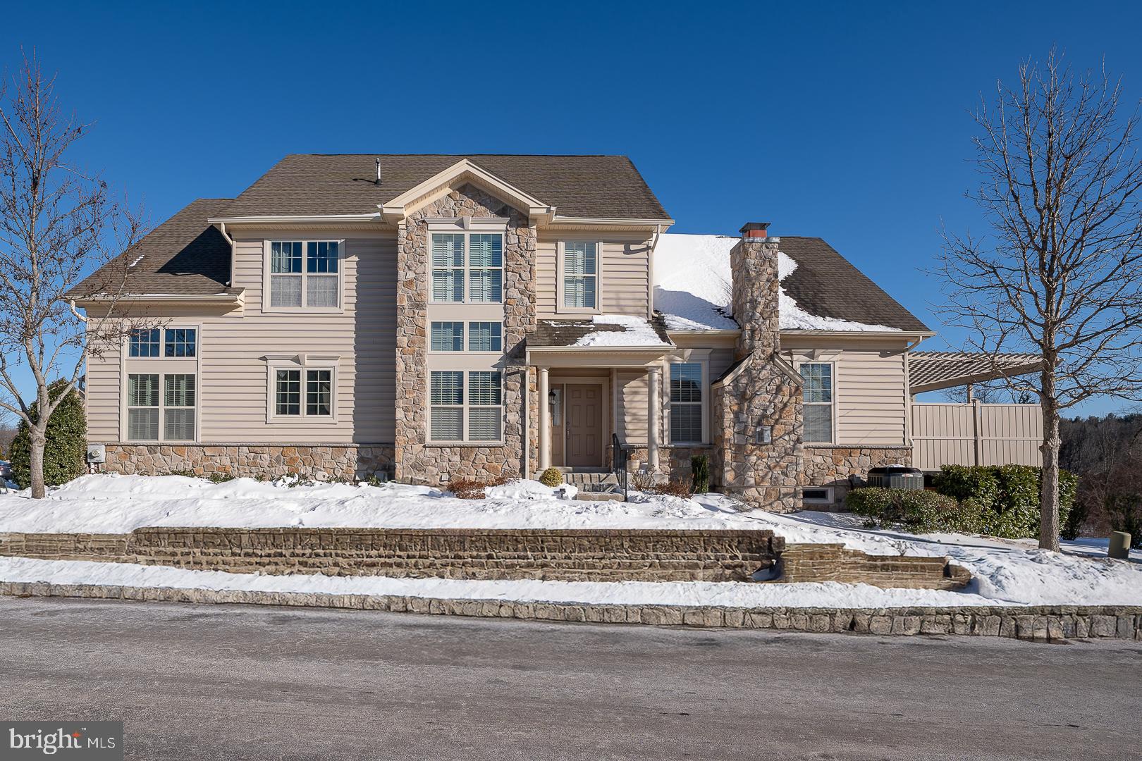 APPLEBROOK MEADOWS - Residential