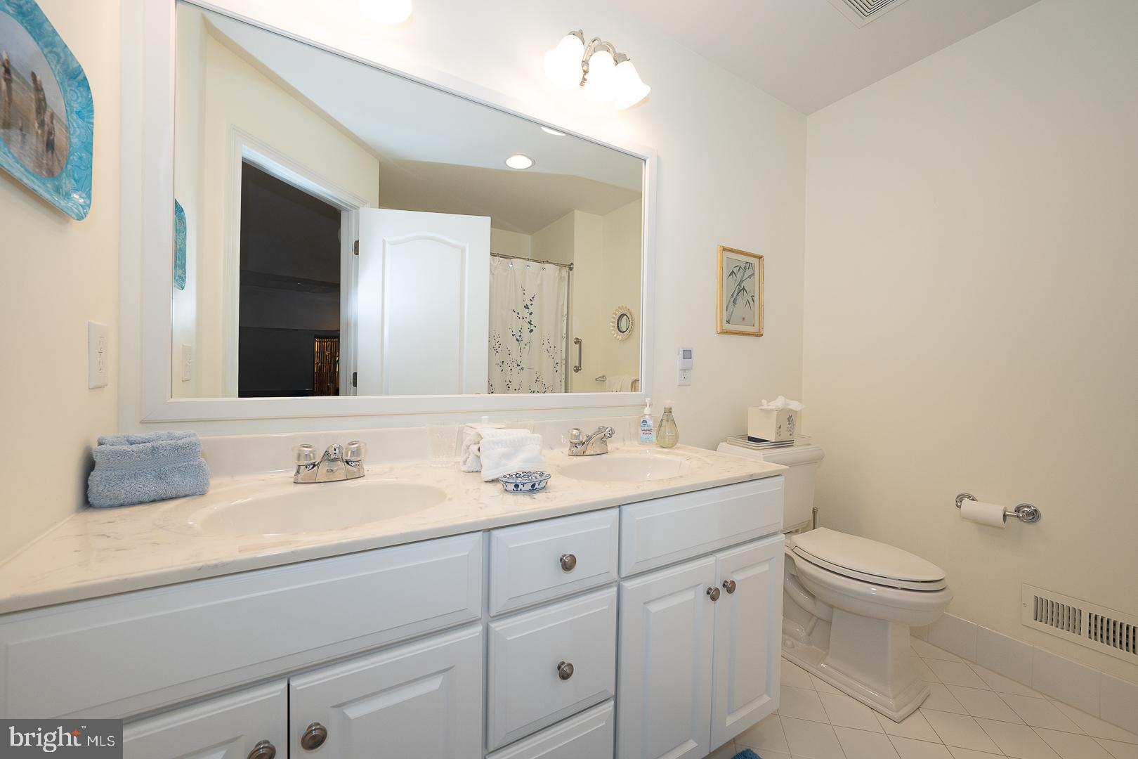 APPLEBROOK MEADOWS - Residential