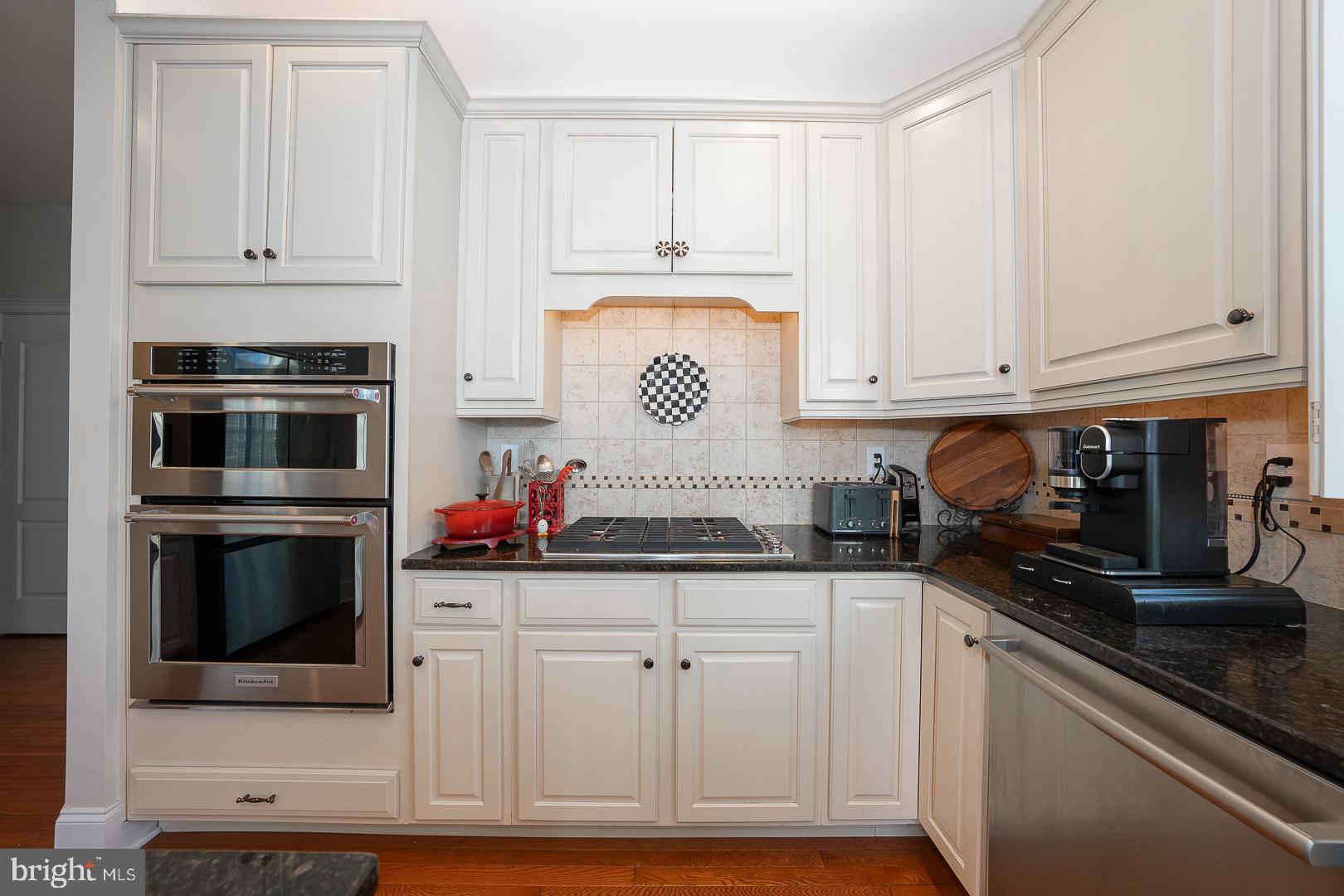 APPLEBROOK MEADOWS - Residential