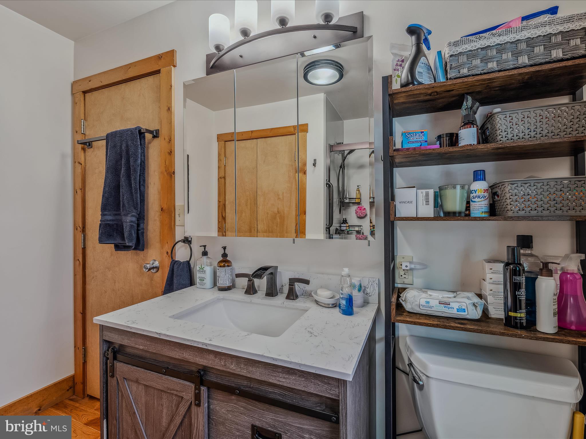 OLD MILL MANOR - Residential