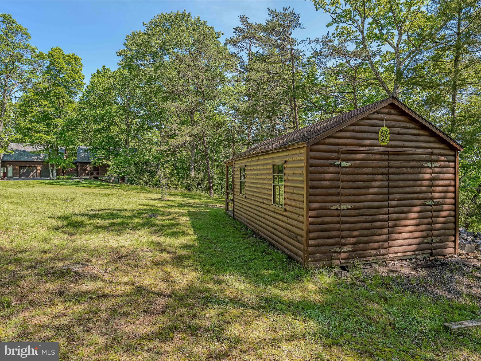 OLD MILL MANOR - Residential