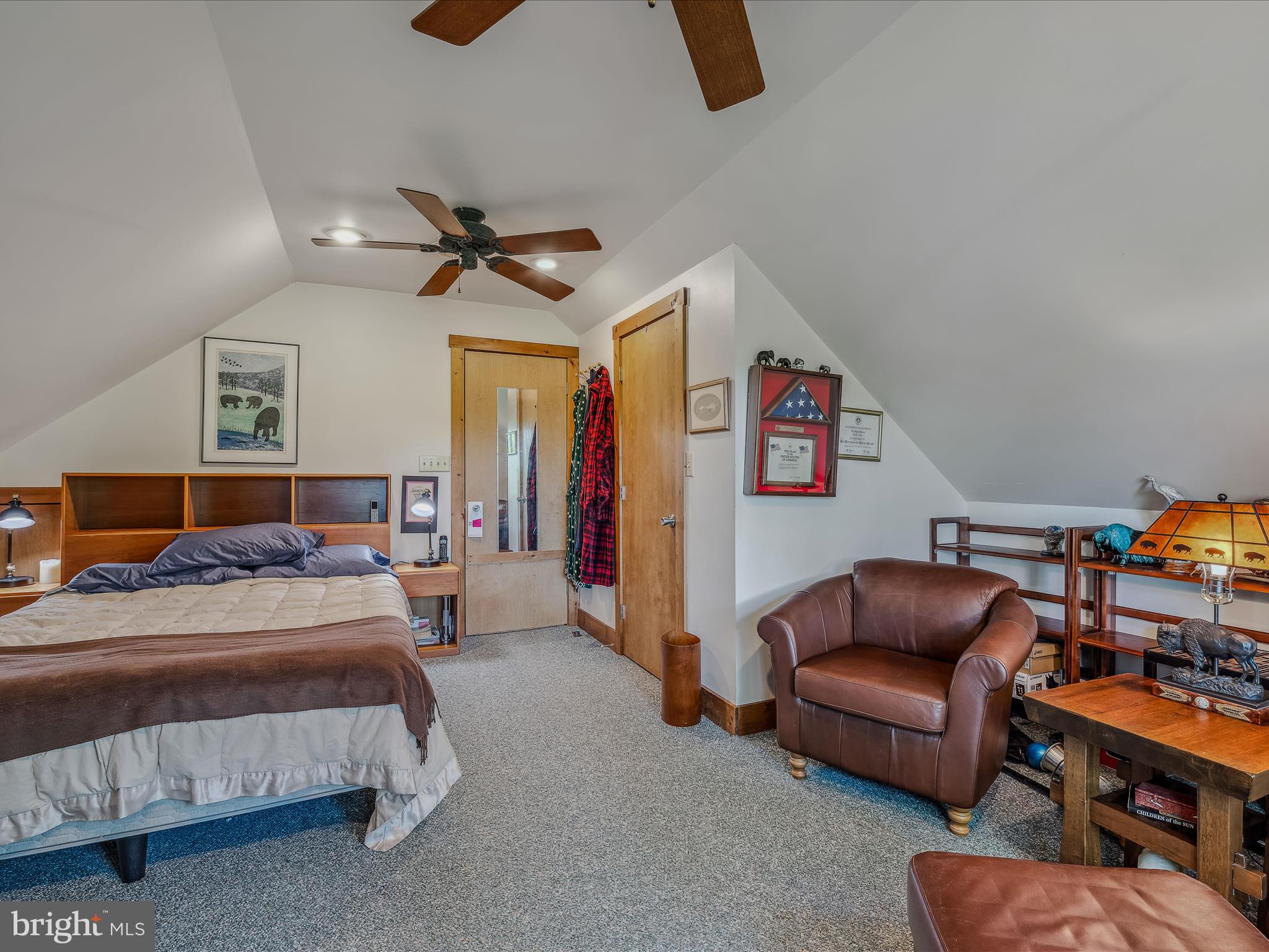 OLD MILL MANOR - Residential