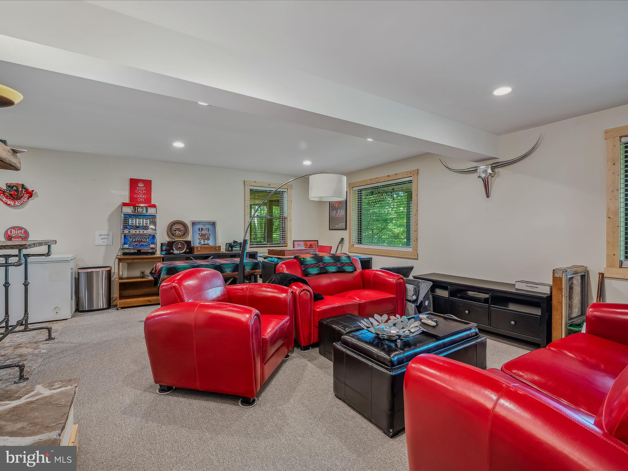 OLD MILL MANOR - Residential