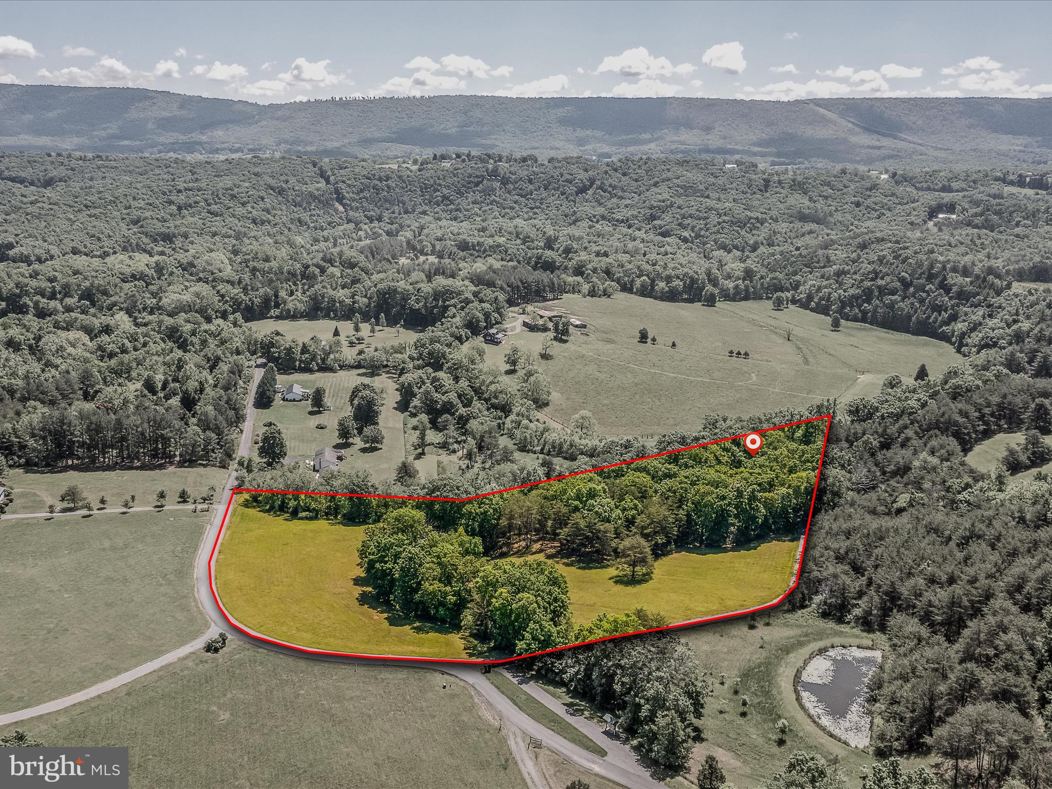 OLD MILL MANOR - Residential