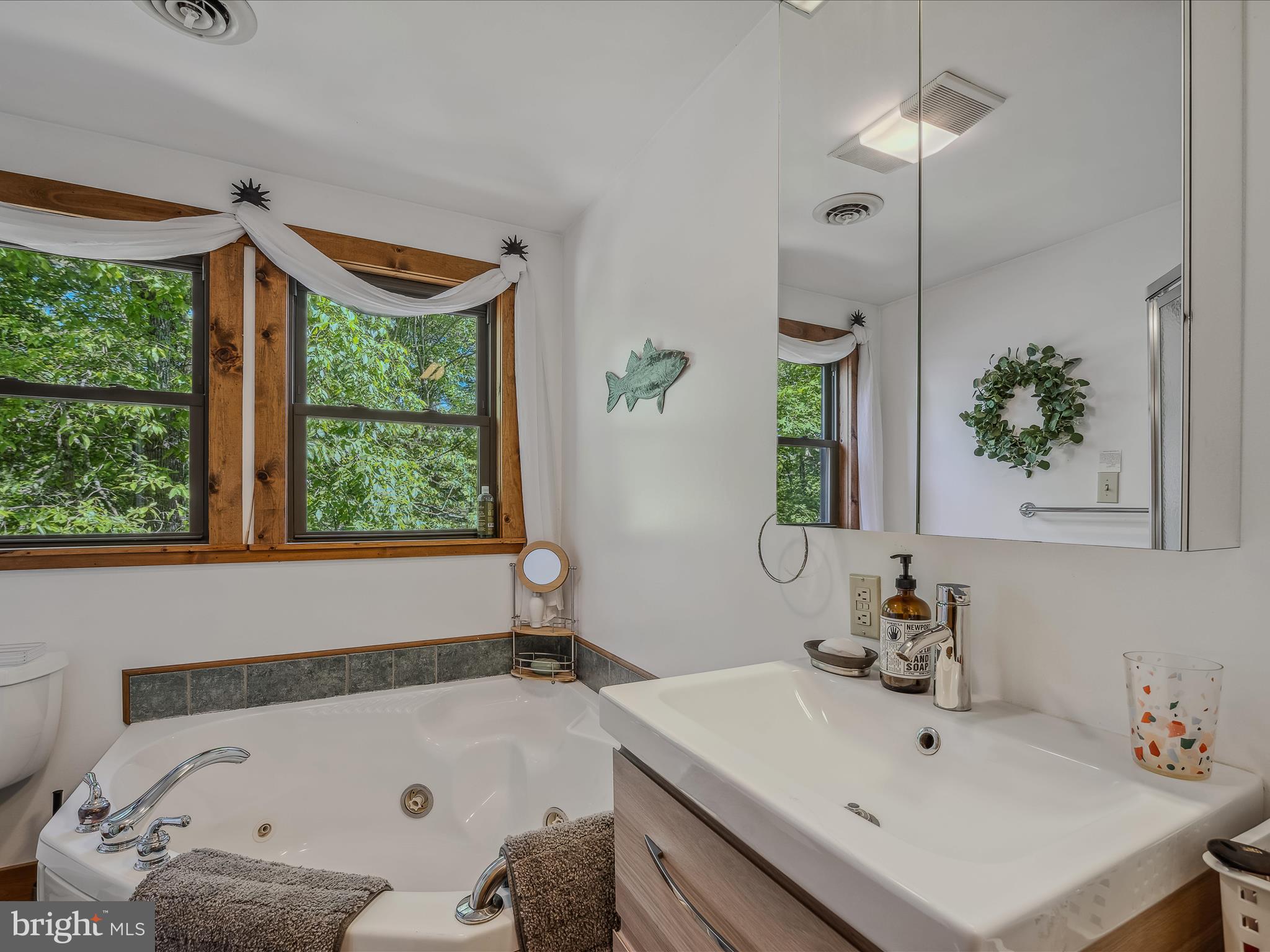 OLD MILL MANOR - Residential