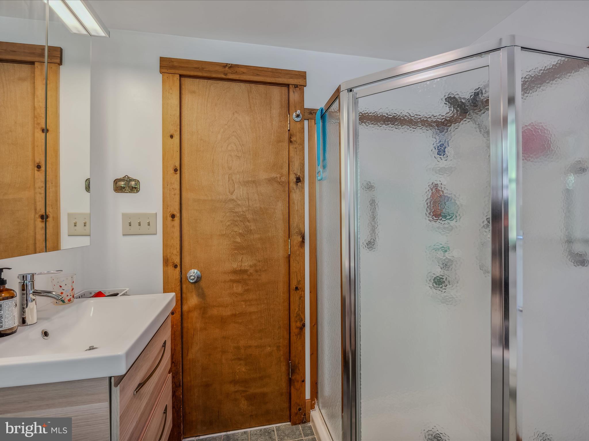 OLD MILL MANOR - Residential