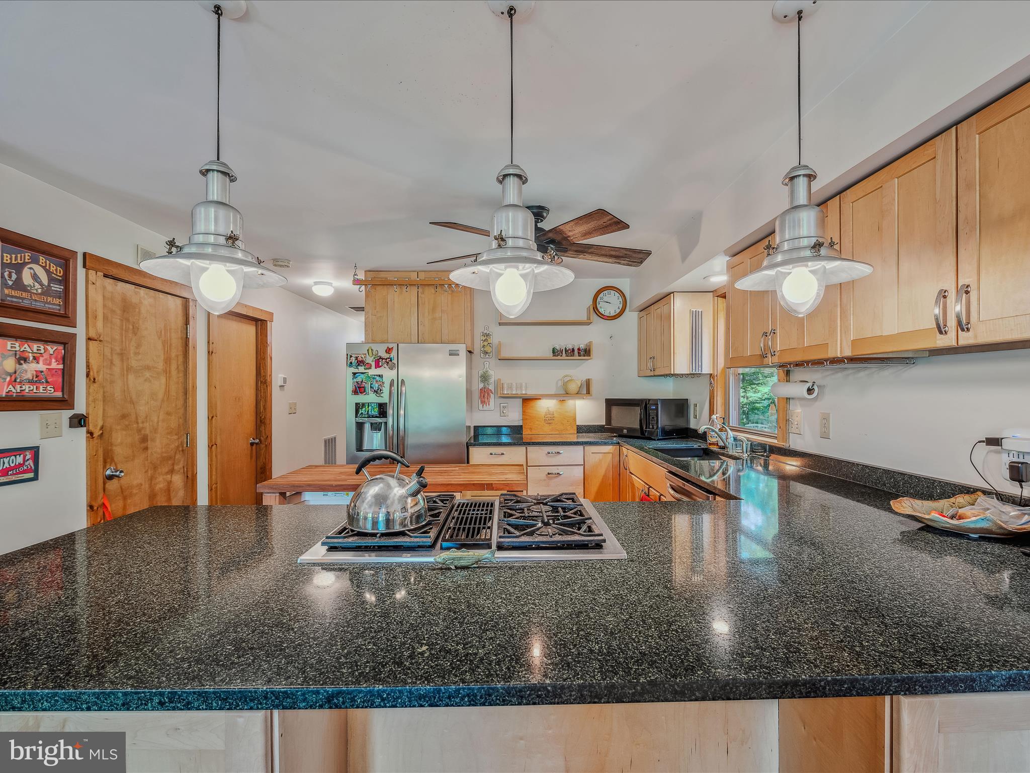 OLD MILL MANOR - Residential