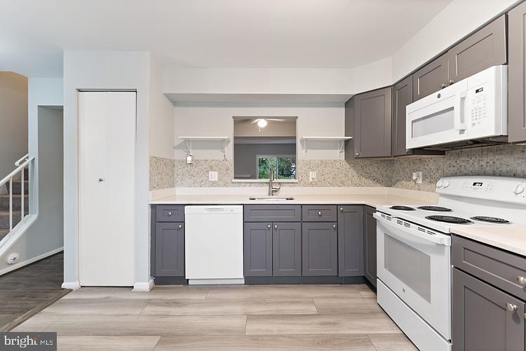 SENECA PARK - Residential