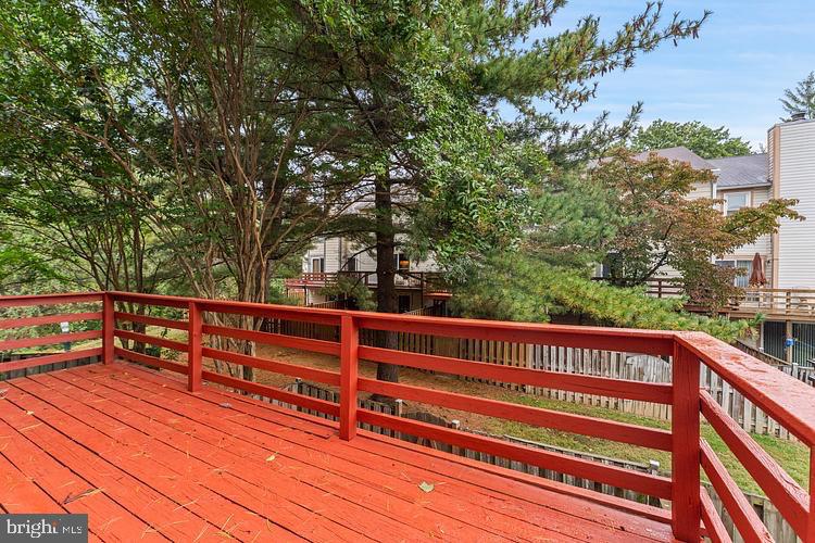 SENECA PARK - Residential