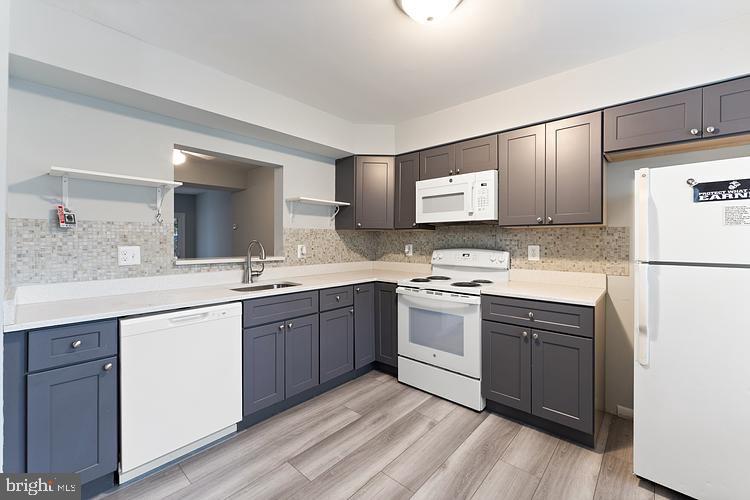 SENECA PARK - Residential