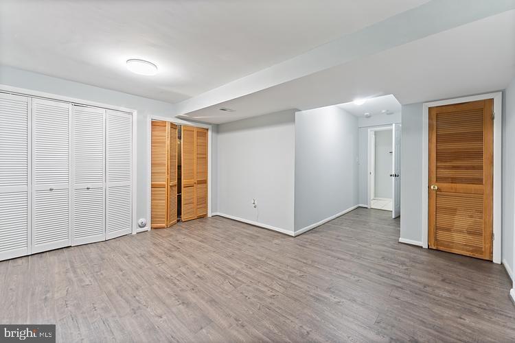 SENECA PARK - Residential