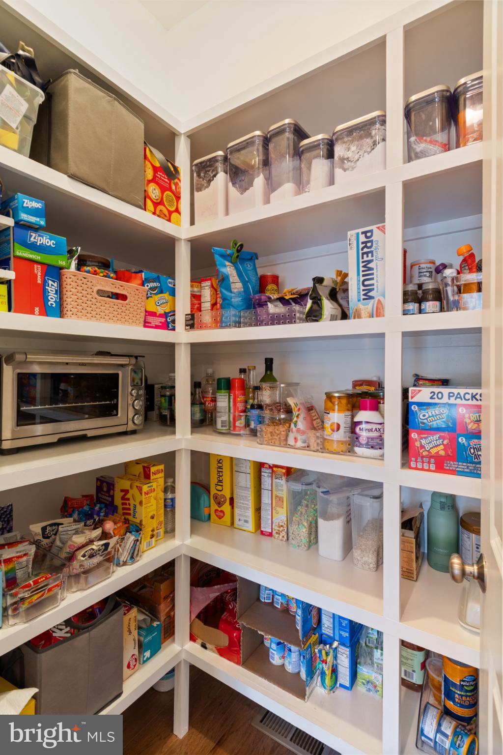 ONE LOUDOUN - Residential