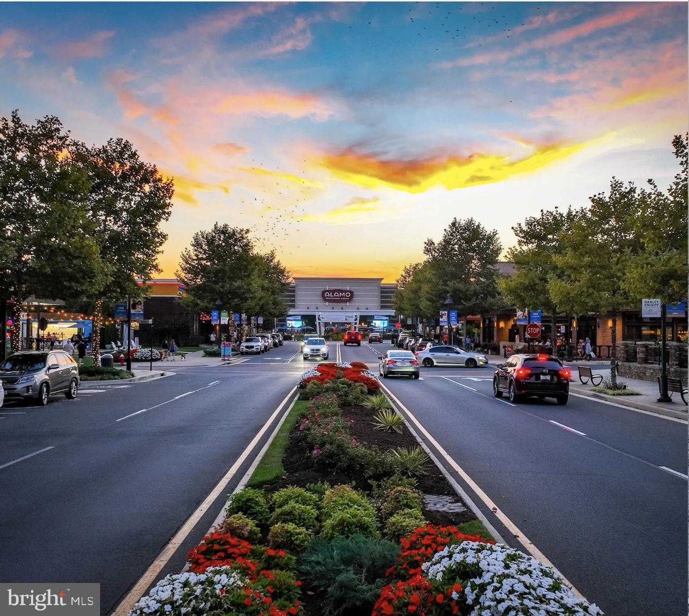 ONE LOUDOUN - Residential