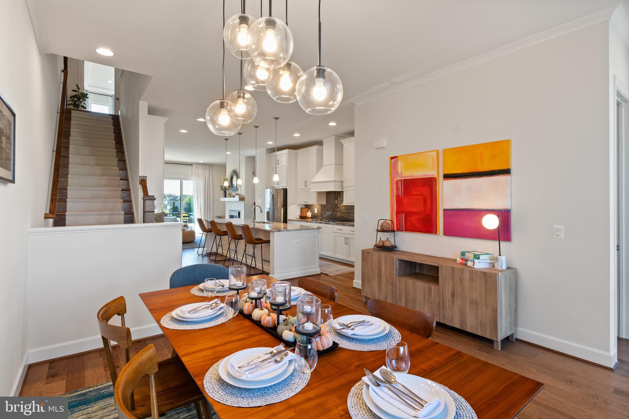 ONE LOUDOUN - Residential