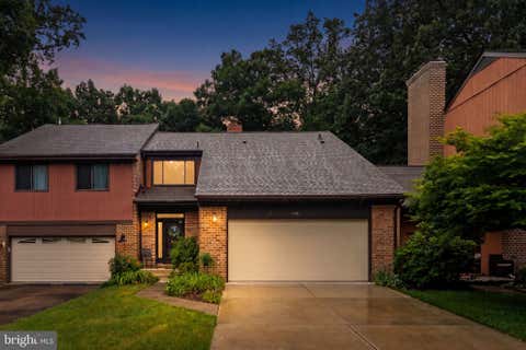 Photo of 2597 Tree House Drive, WOODBRIDGE, VA 22192 (MLS # VAPW2123558)