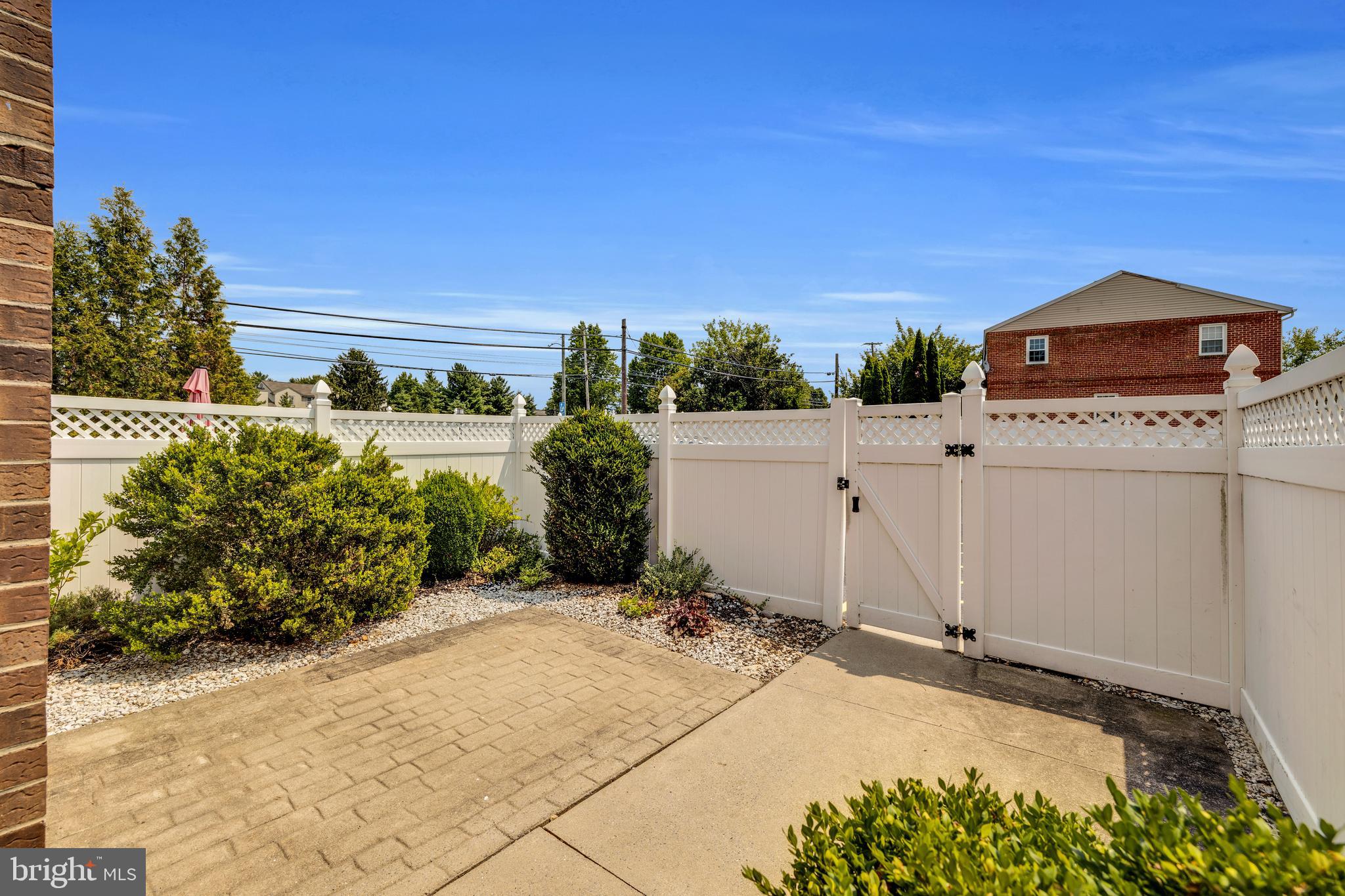 2900 STATE HILL ROAD I15
