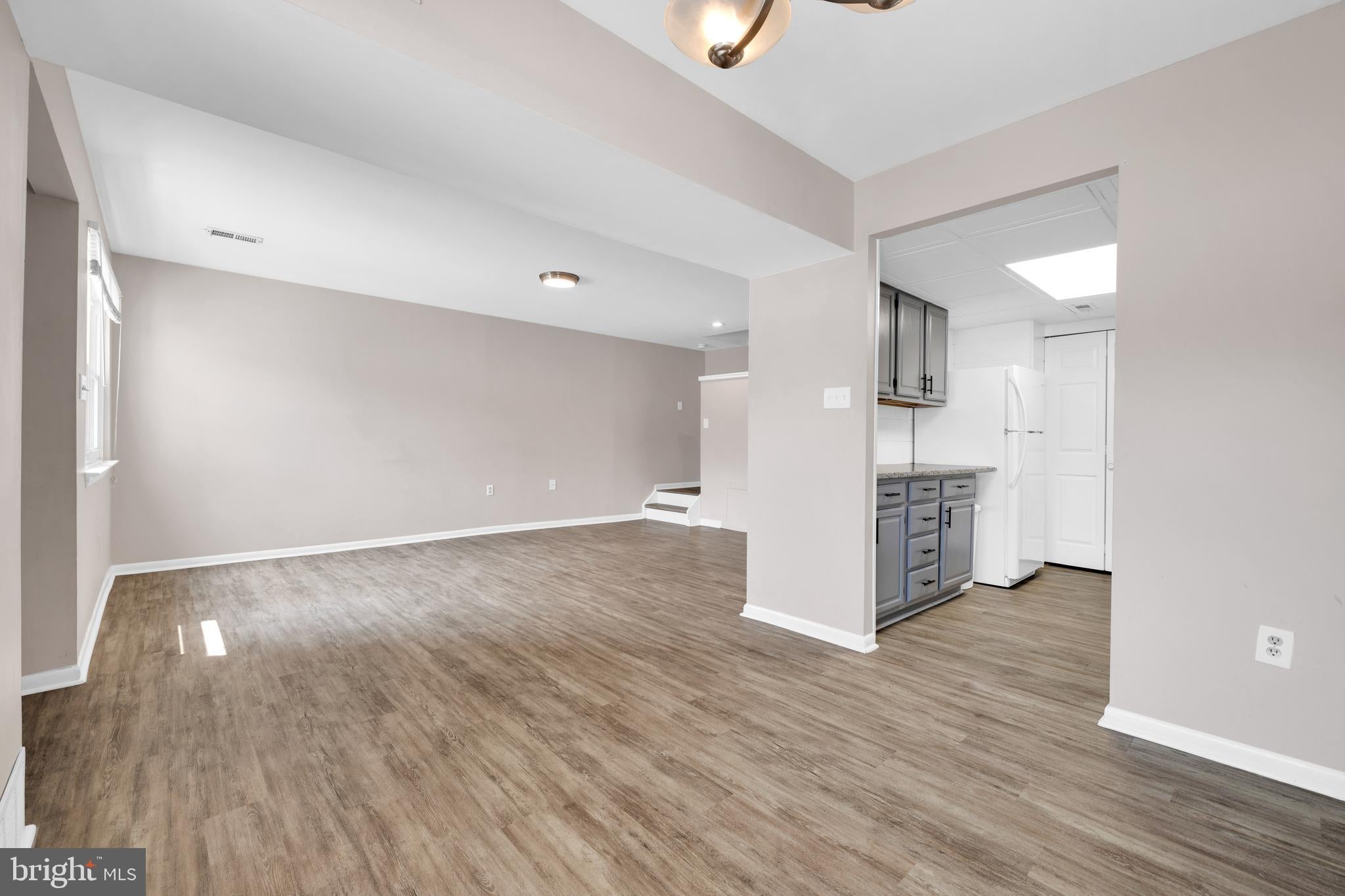 2900 STATE HILL ROAD I15