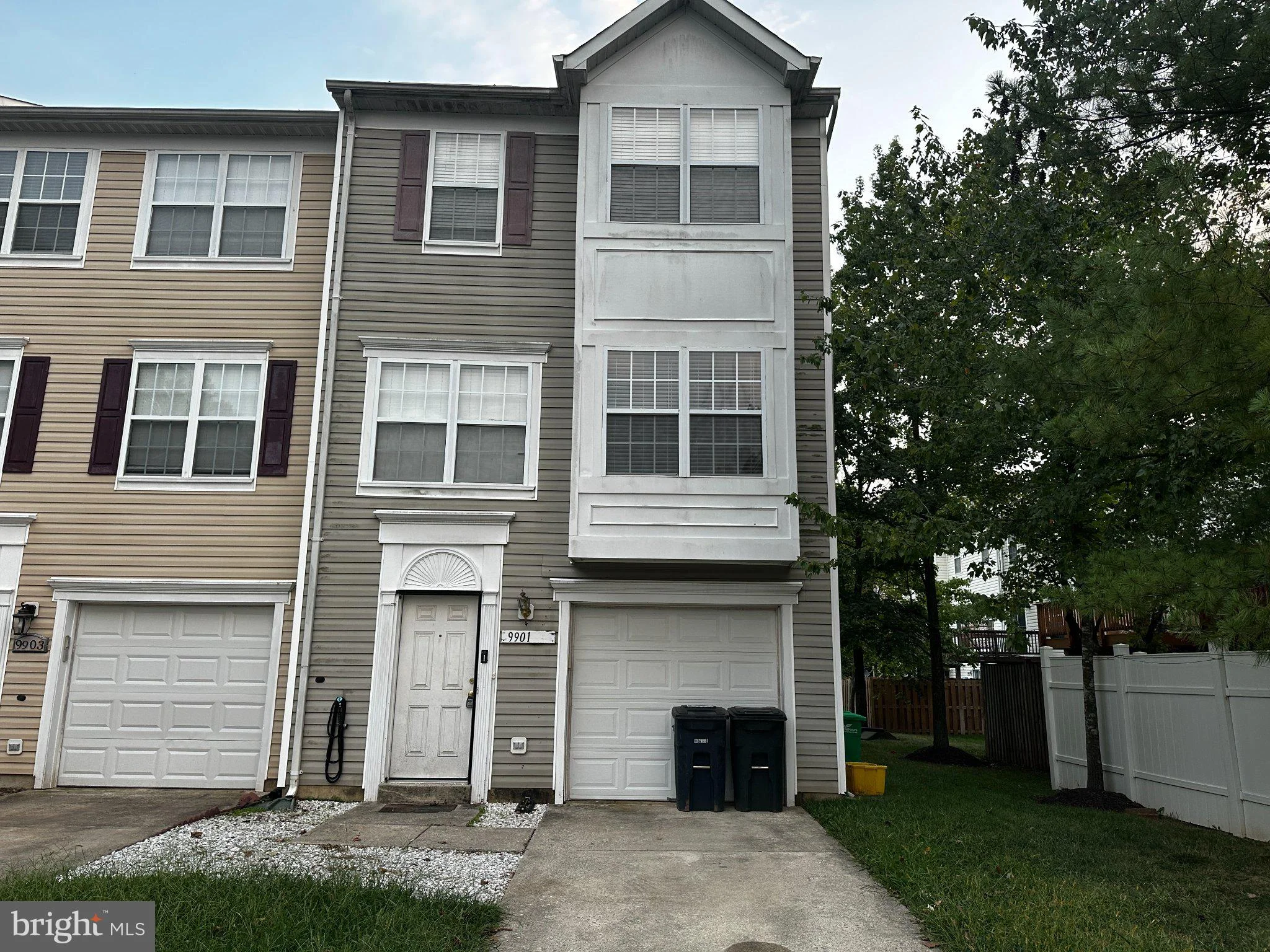 9901 Cranapple Court, Springdale, MD 20774