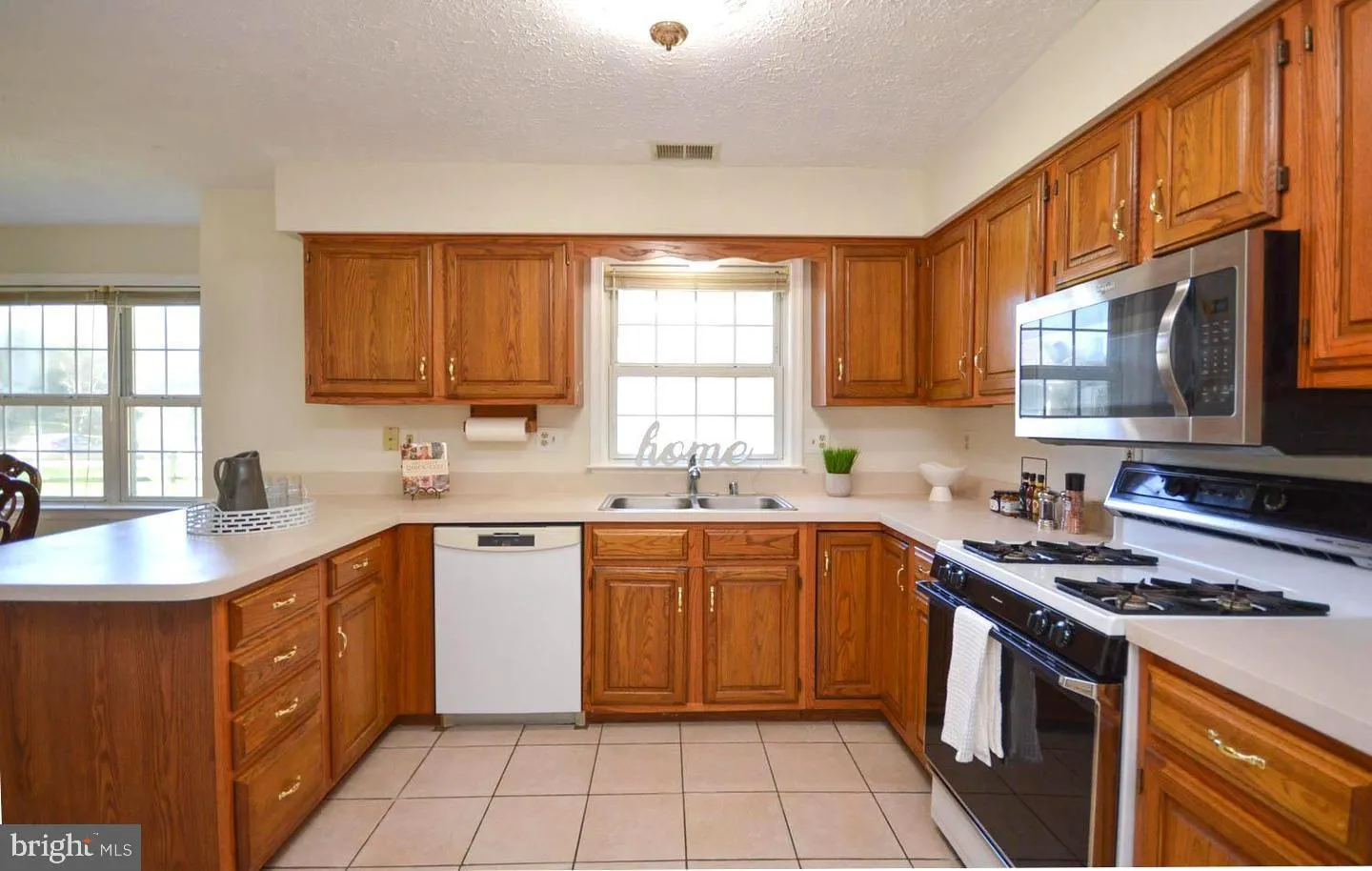 Waldorf, Maryland 20603, United States, 4 Bedrooms Bedrooms, ,3 BathroomsBathrooms,Residential,Active,136924